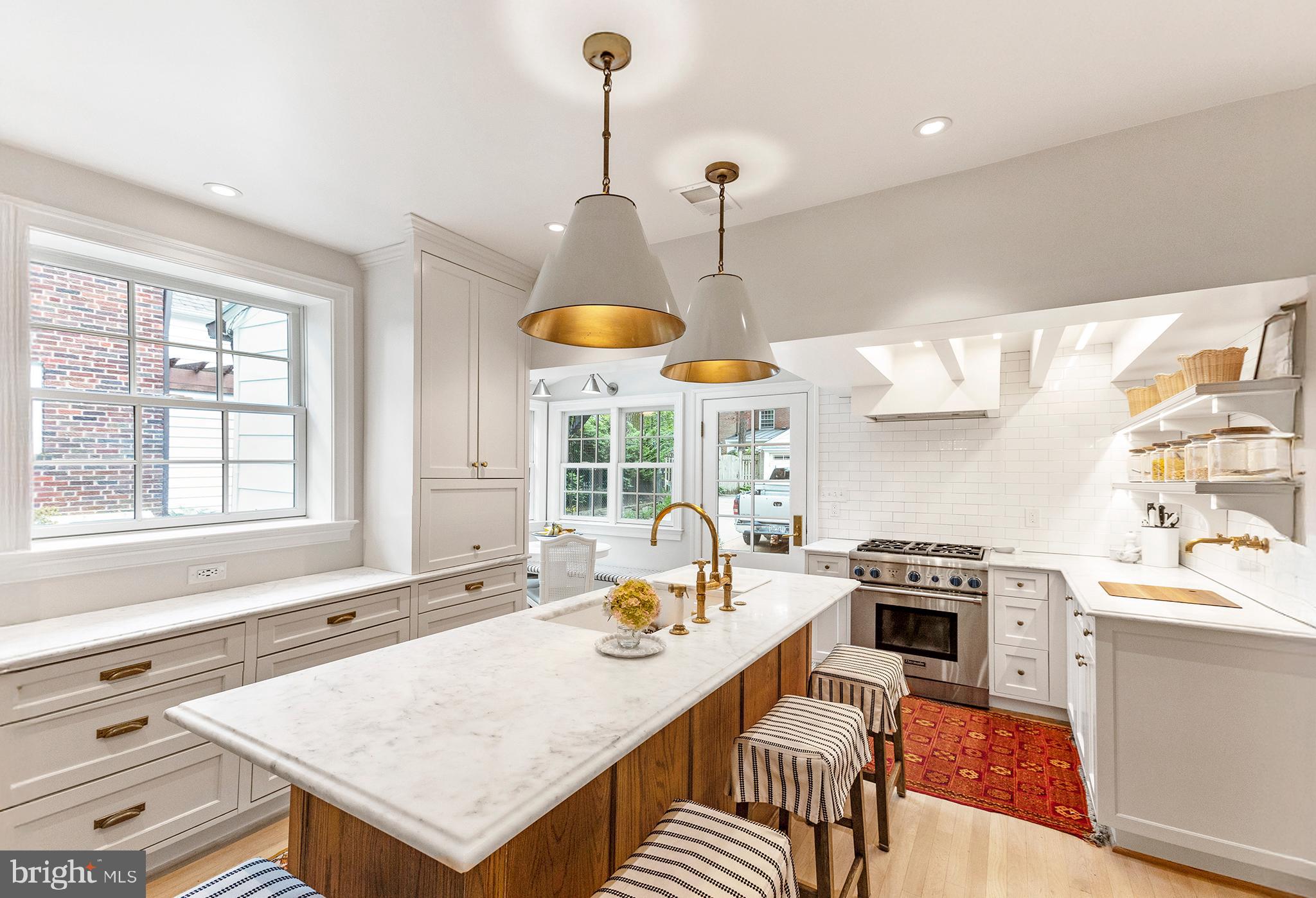 CHEVY CHASE - Residential