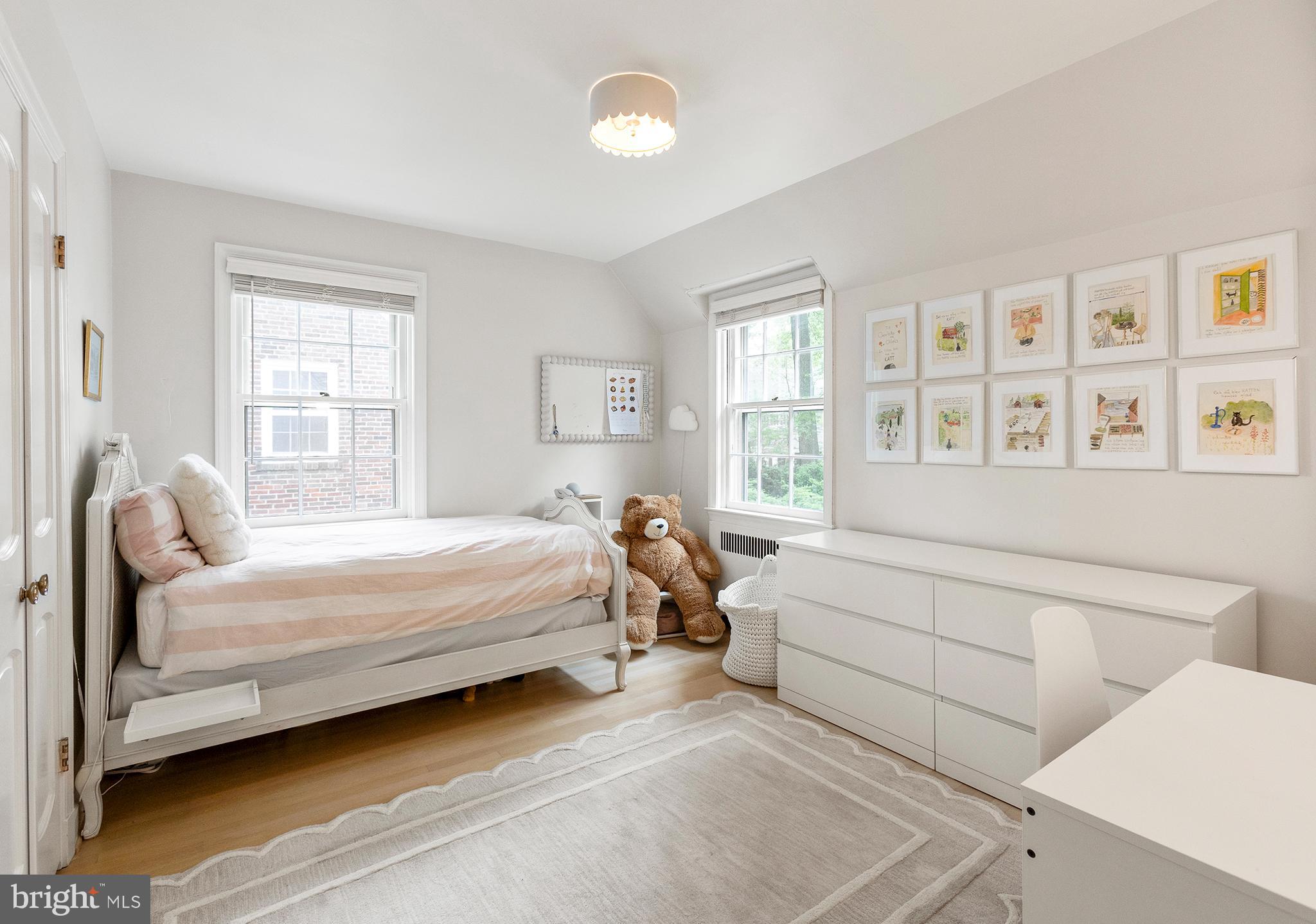 CHEVY CHASE - Residential