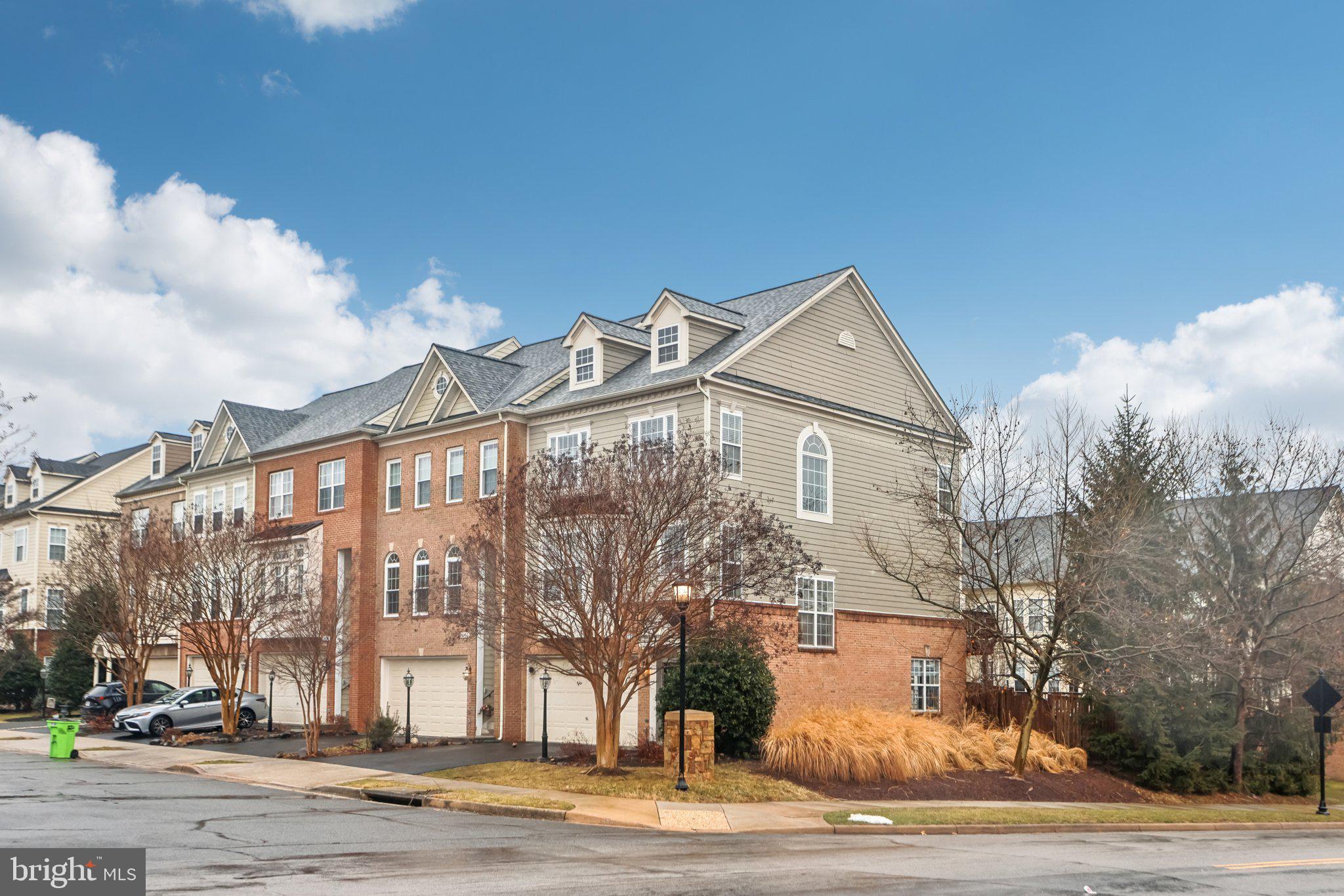 LANSDOWNE - Residential
