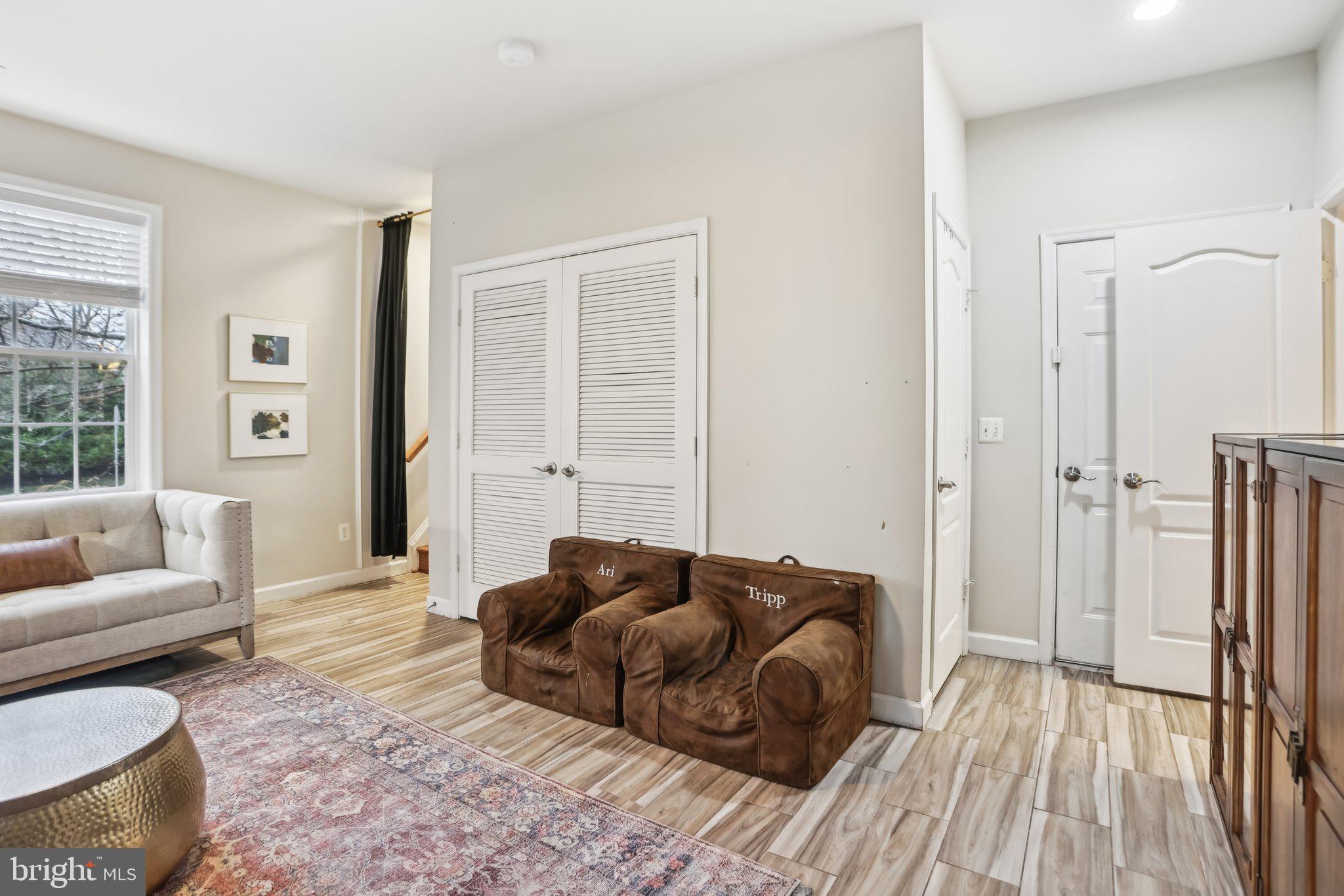 LANSDOWNE - Residential