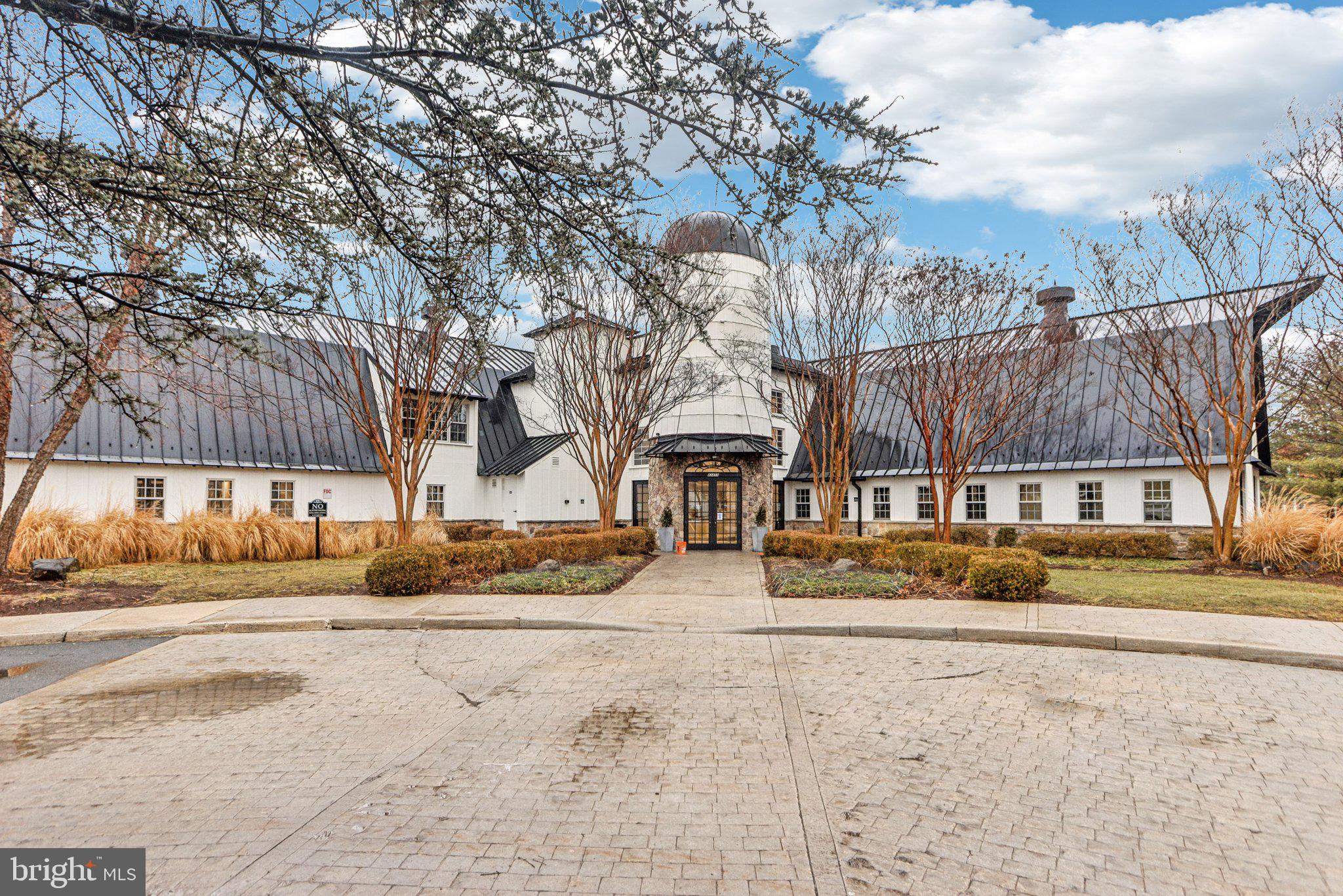LANSDOWNE - Residential