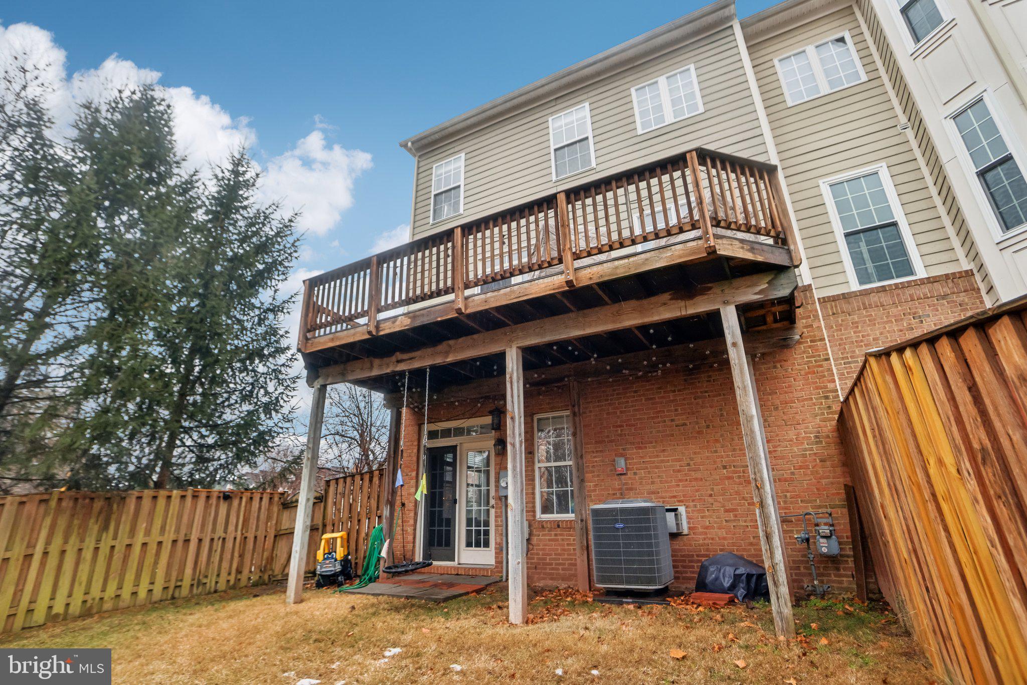 LANSDOWNE - Residential