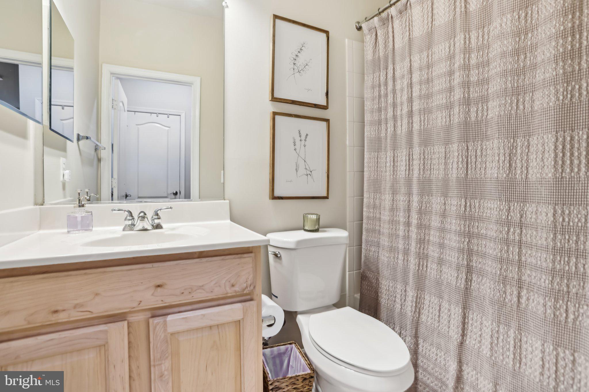 LANSDOWNE - Residential