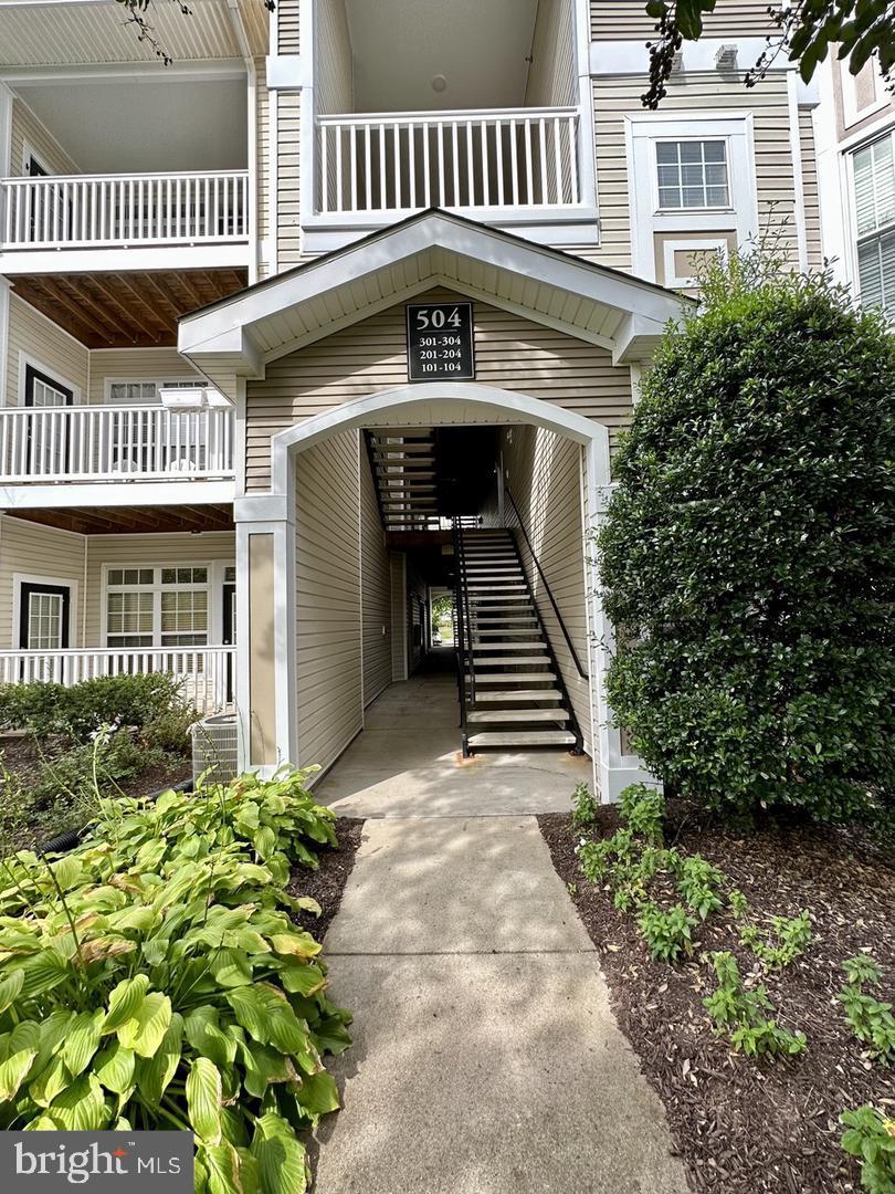 504 SUNSET VIEW TERRACE SE 301