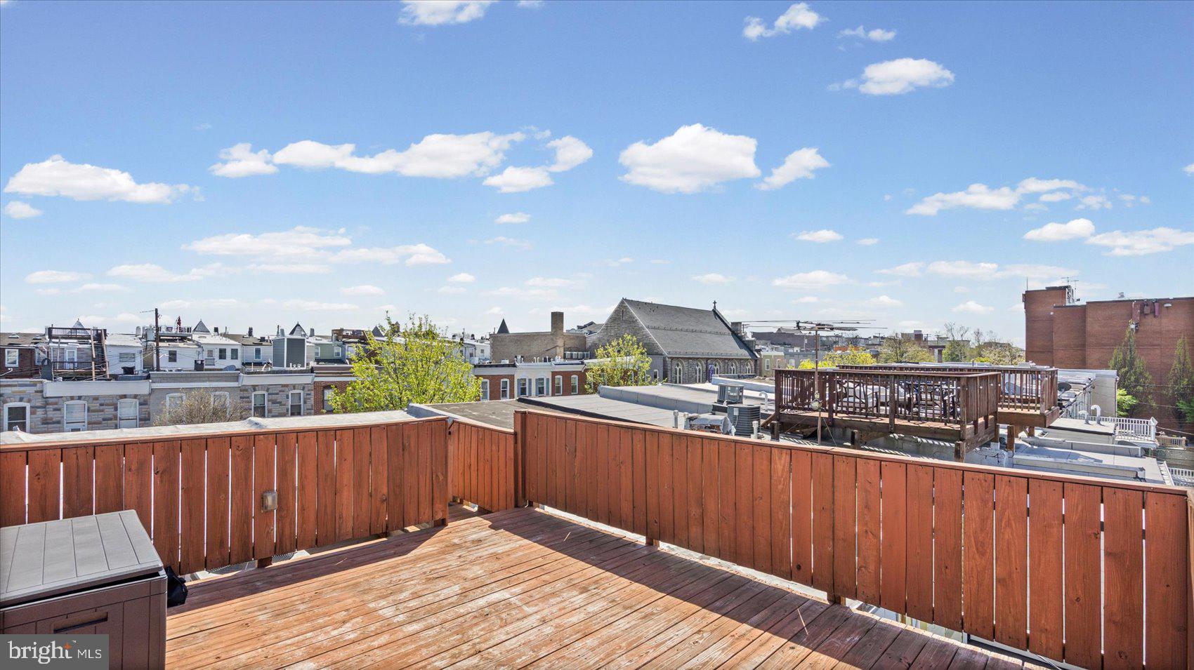 HIGHLANDTOWN - Residential