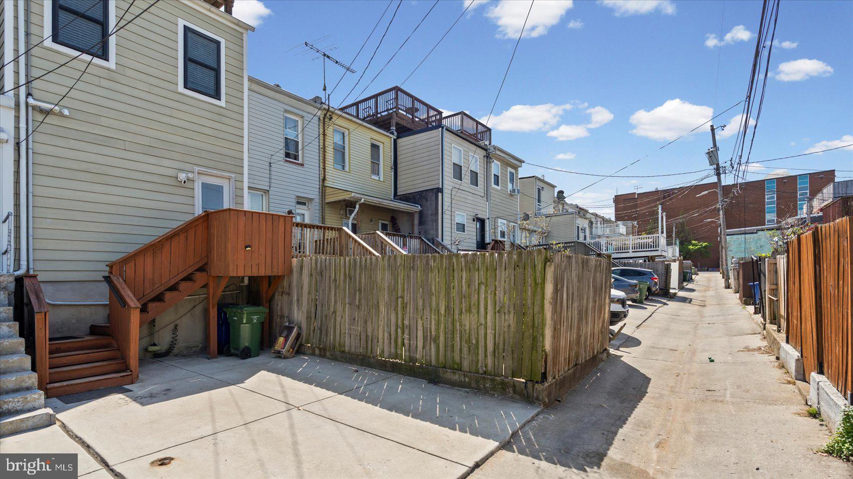 HIGHLANDTOWN - Residential