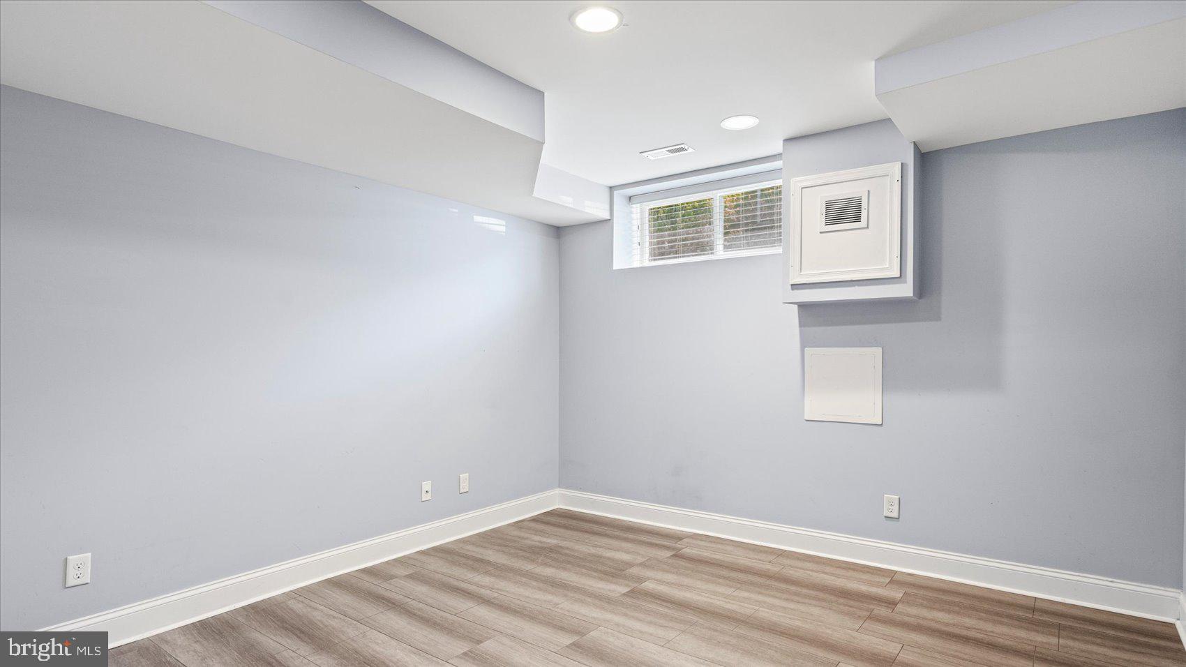 HIGHLANDTOWN - Residential