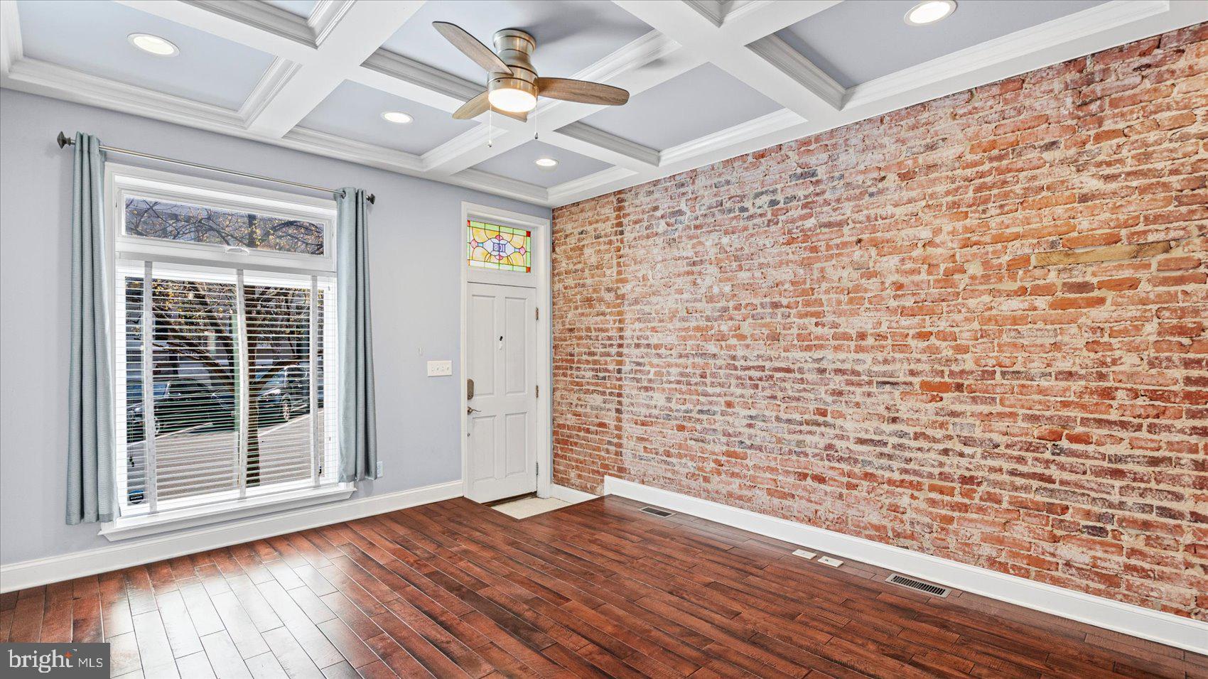 HIGHLANDTOWN - Residential