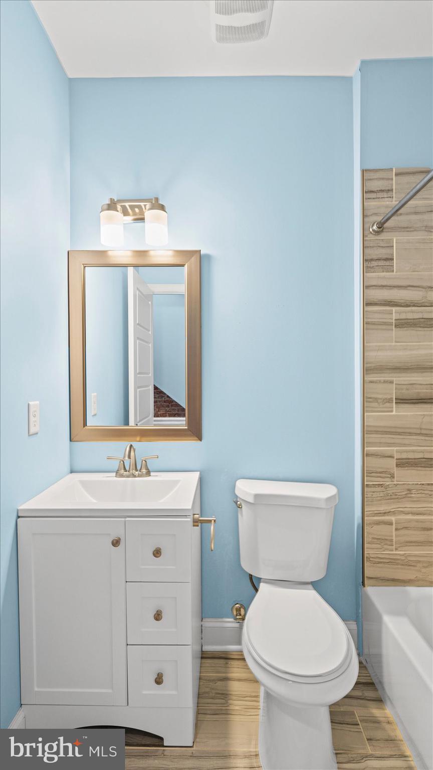 HIGHLANDTOWN - Residential