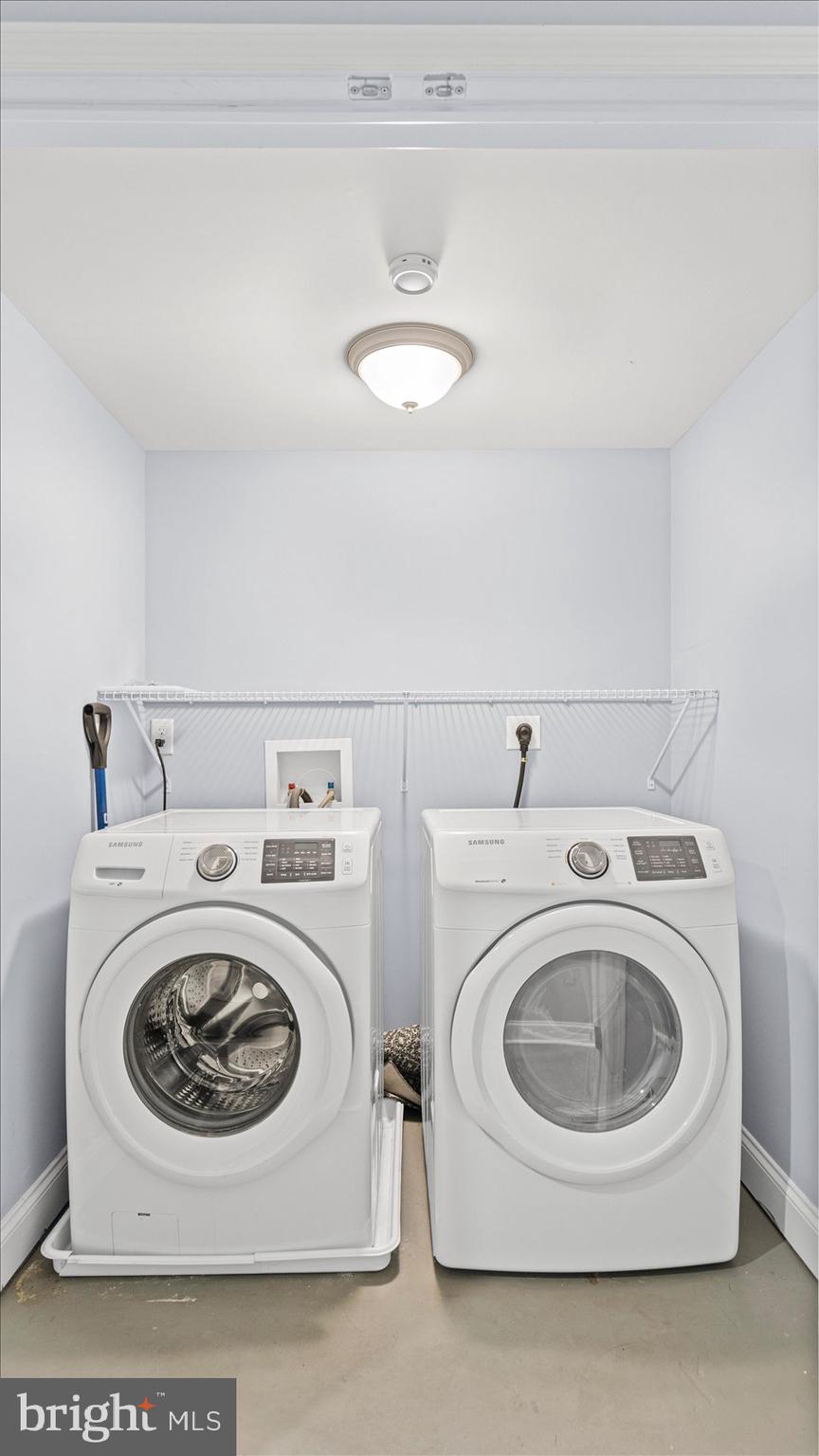 HIGHLANDTOWN - Residential