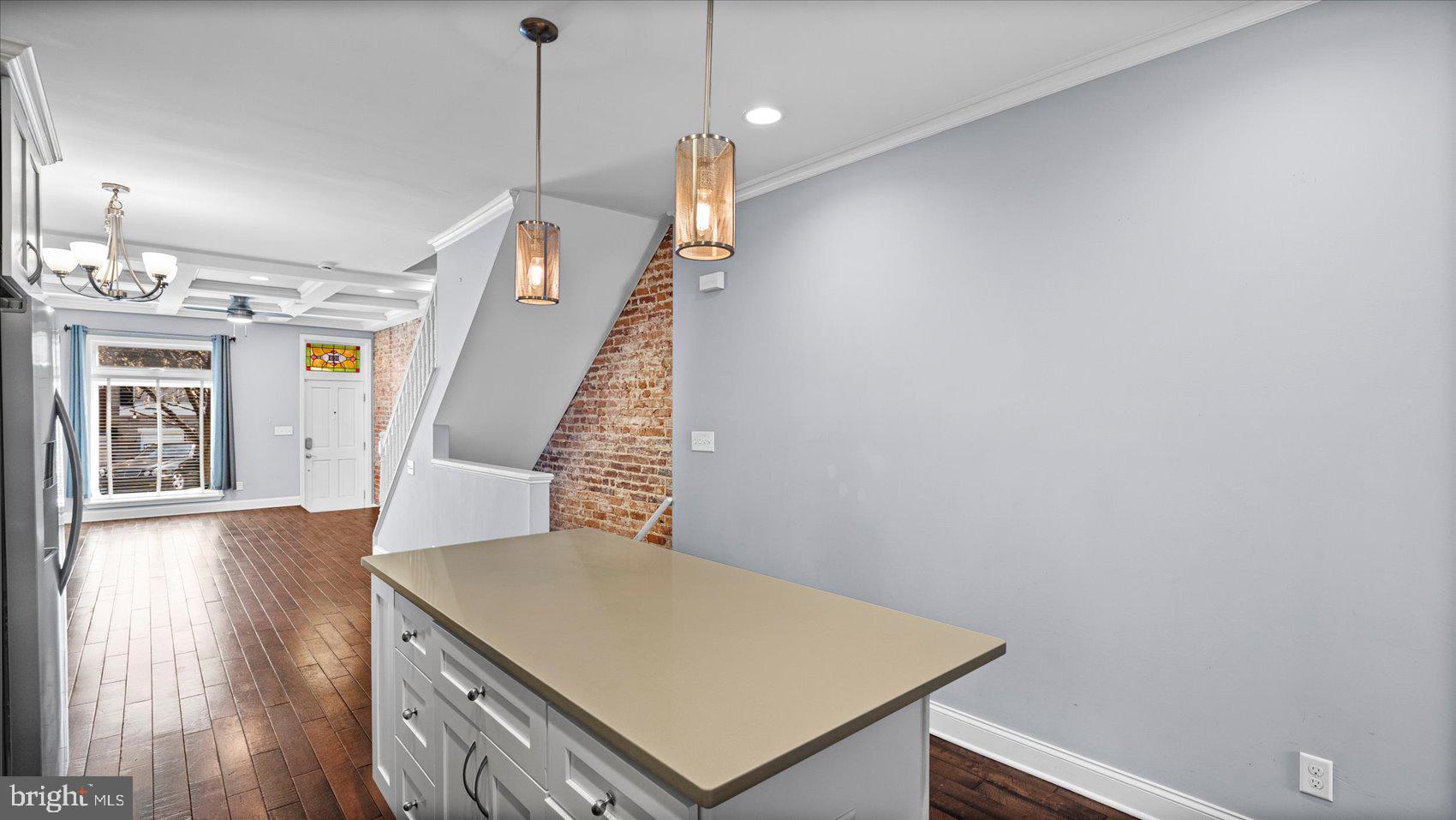 HIGHLANDTOWN - Residential