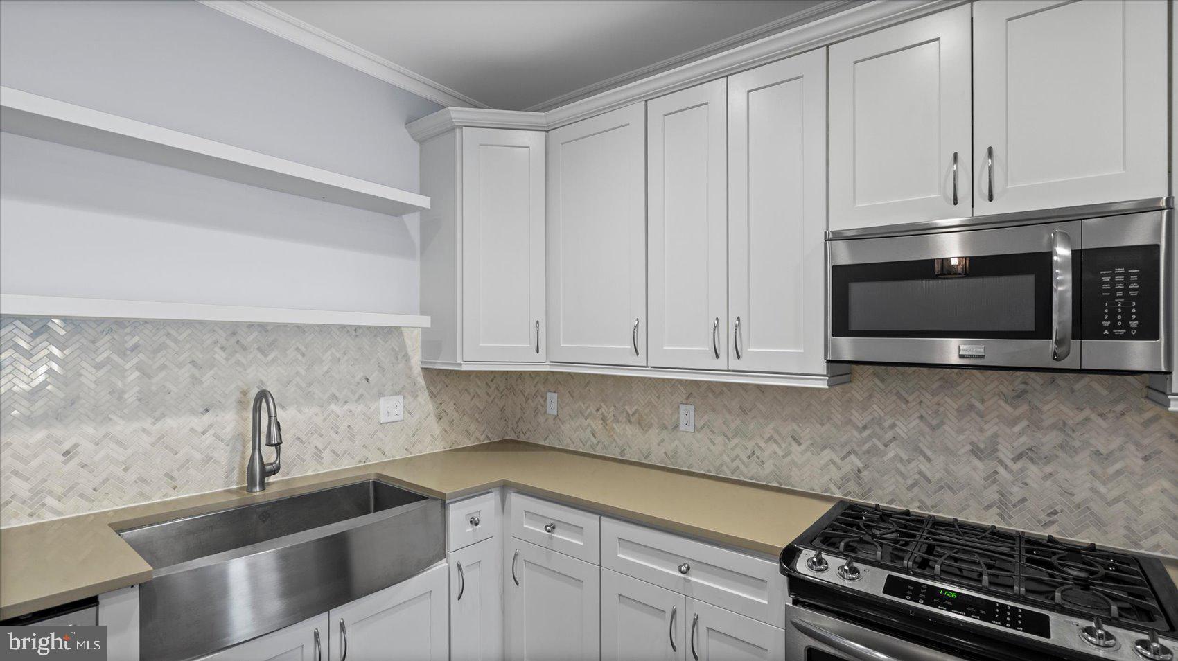 HIGHLANDTOWN - Residential