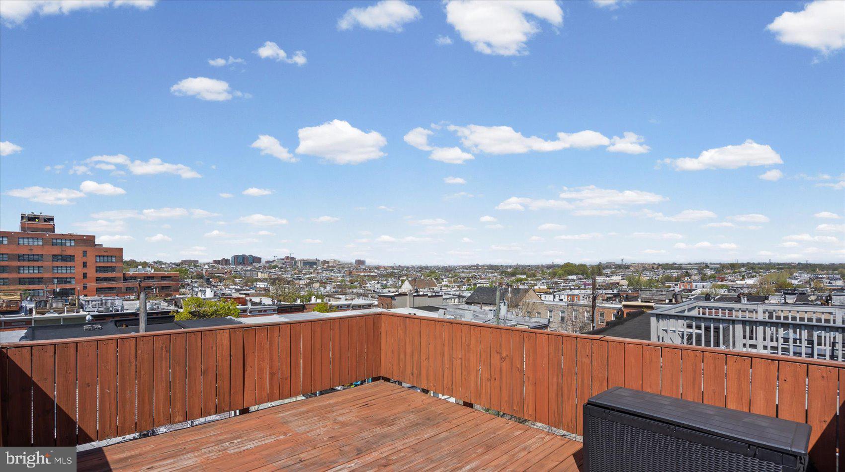 HIGHLANDTOWN - Residential