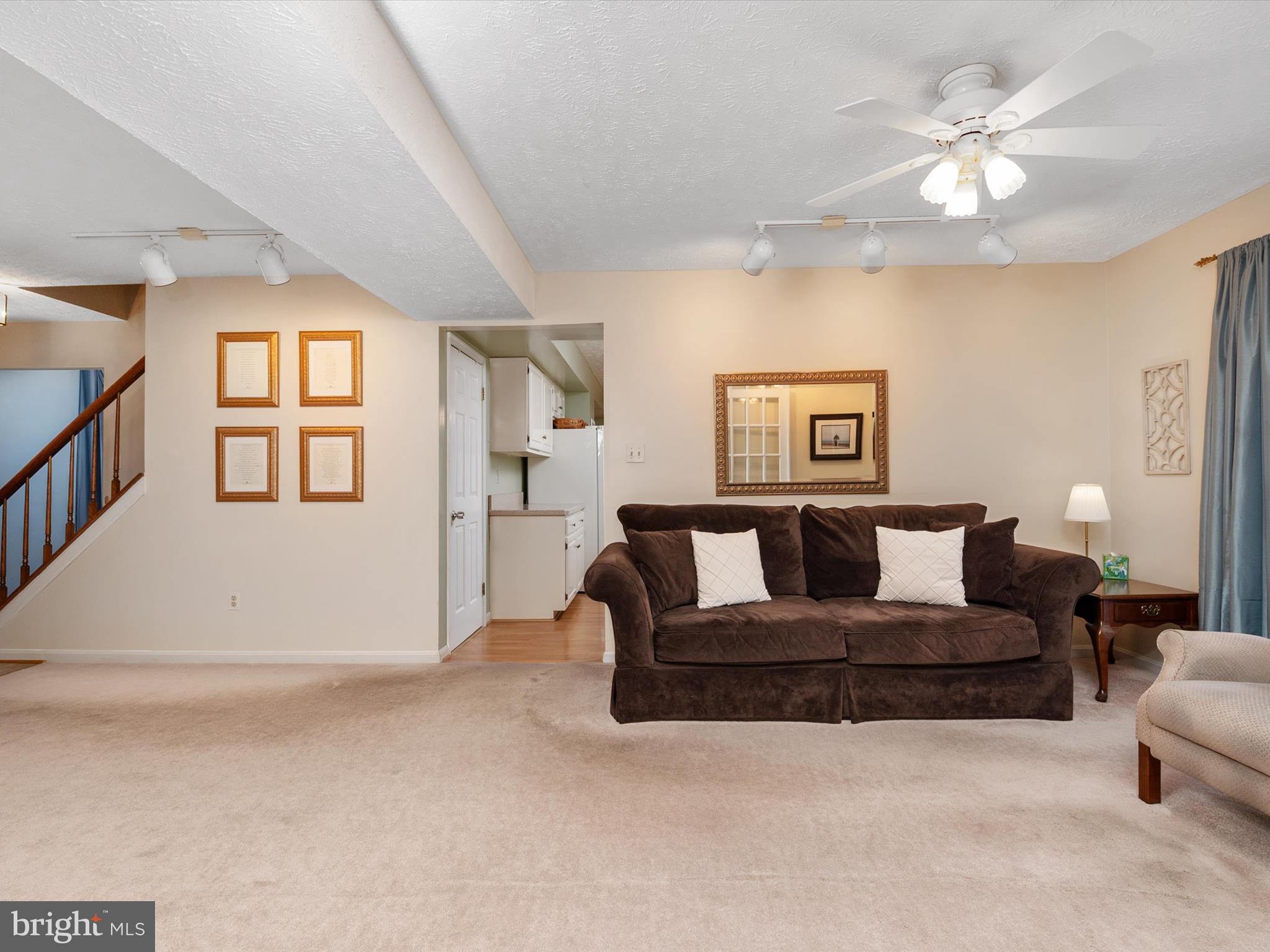 FAIRWOOD - Residential