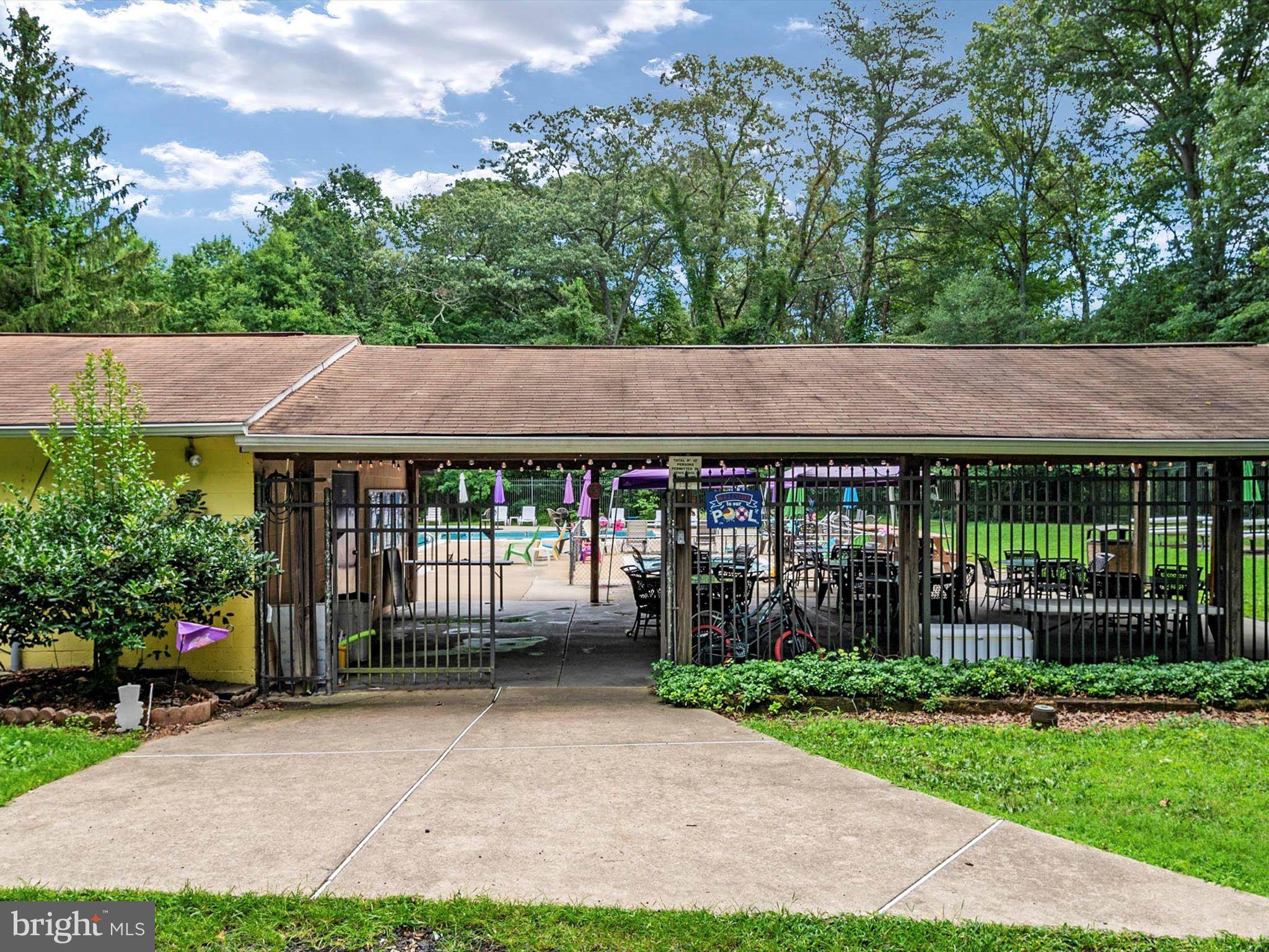 FAIRWOOD - Residential