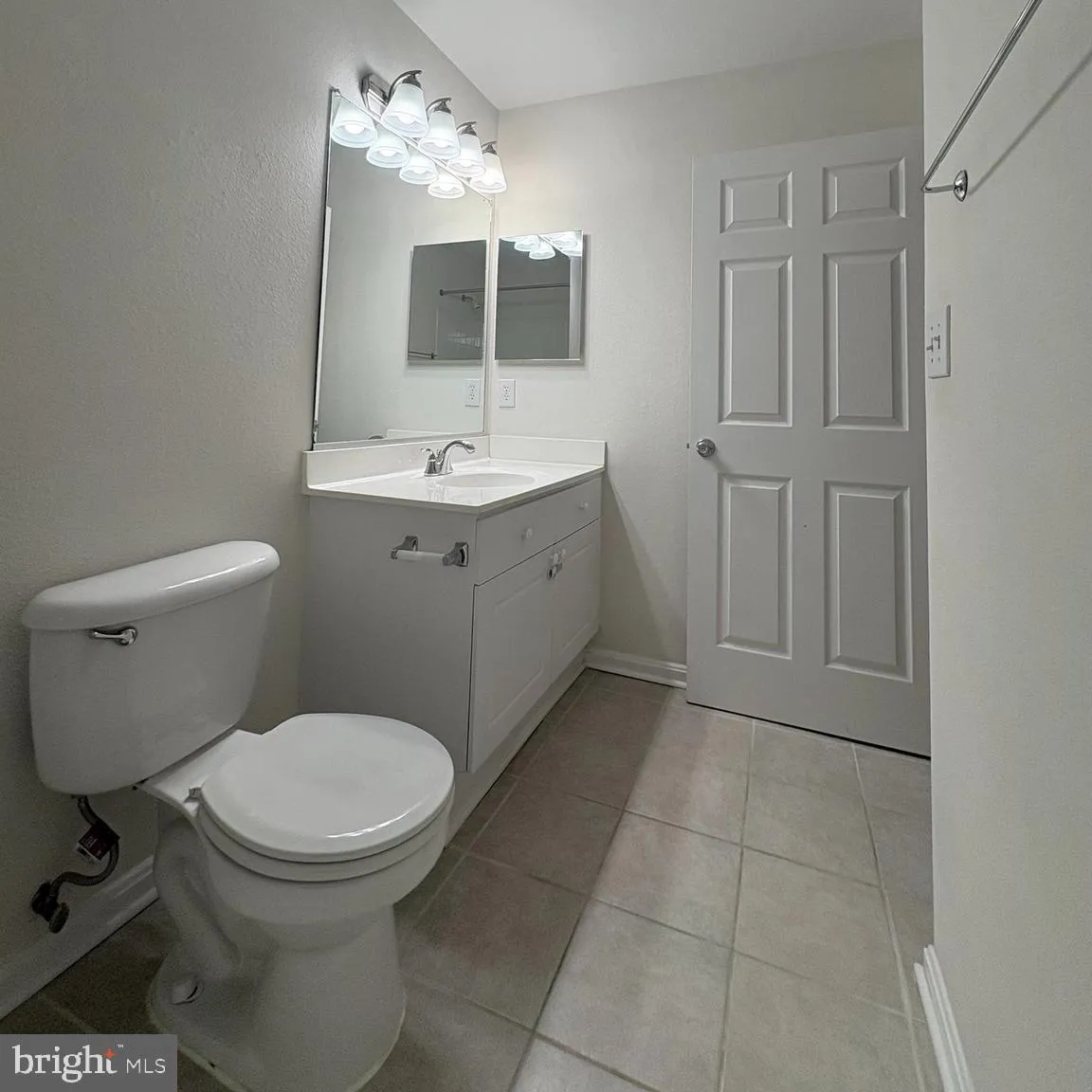 Fairfax, Virginia 22033, United States, 3 Bedrooms Bedrooms, ,3 BathroomsBathrooms,Residential,Pending,6538