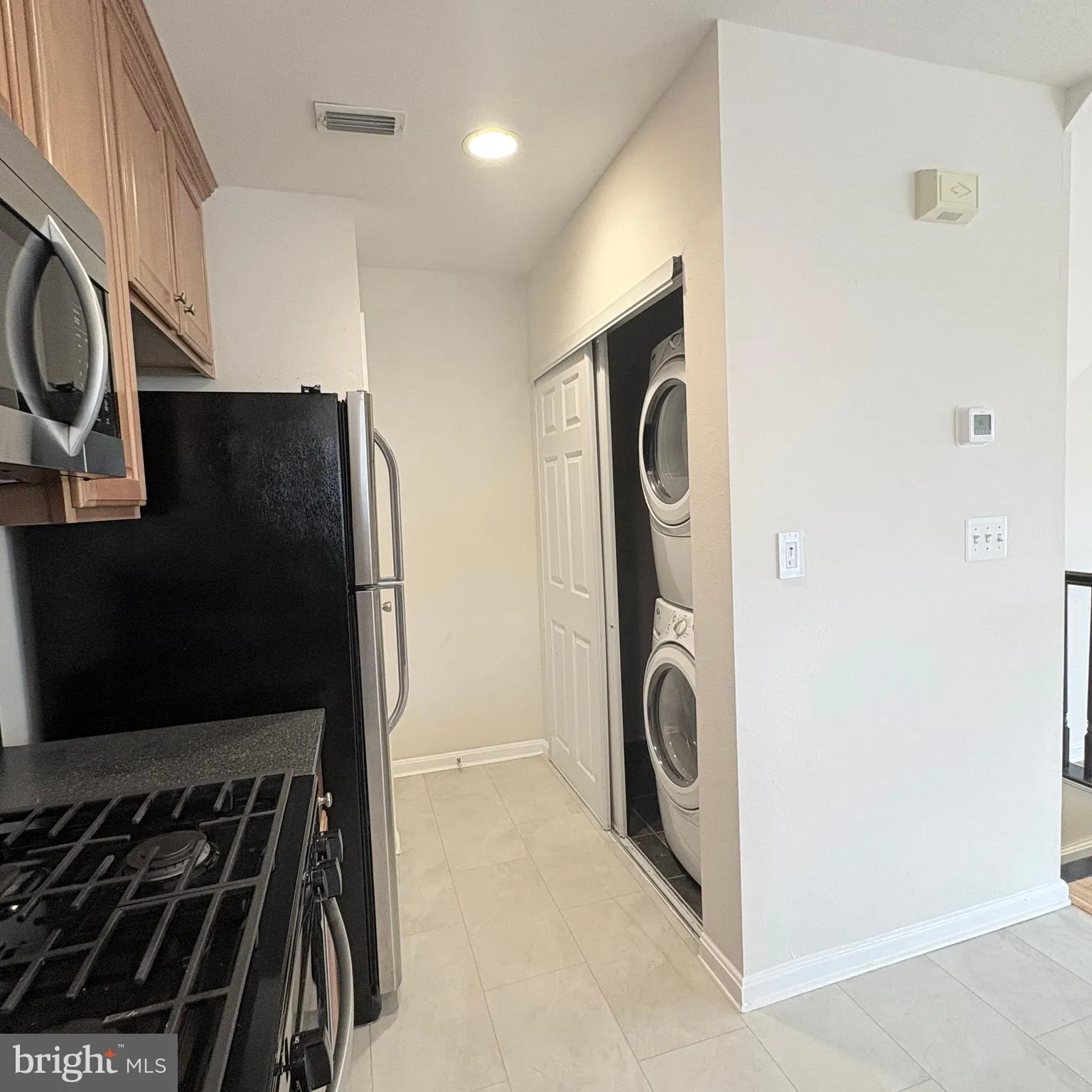 Fairfax, Virginia 22033, United States, 3 Bedrooms Bedrooms, ,3 BathroomsBathrooms,Residential,Pending,6538