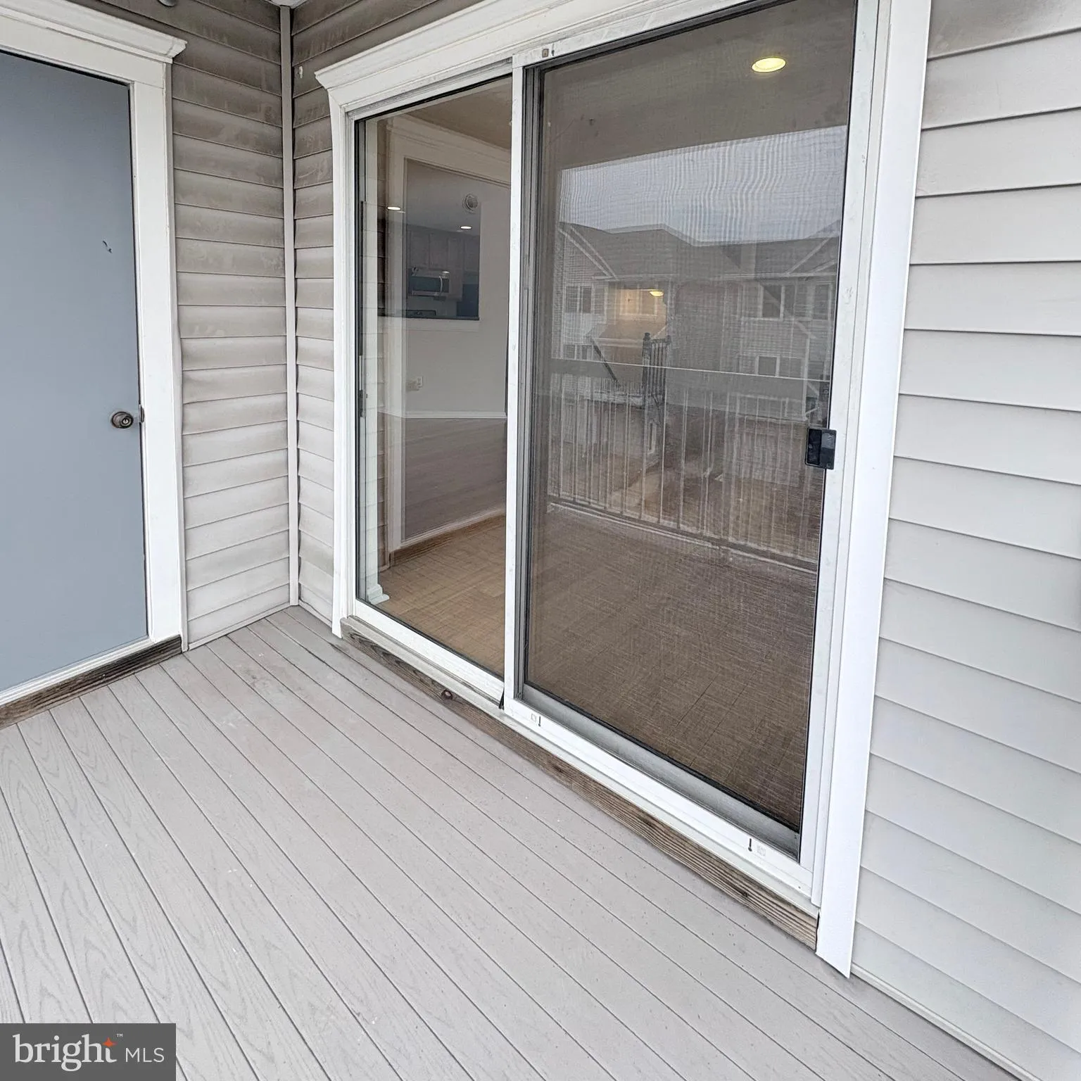 Fairfax, Virginia 22033, United States, 3 Bedrooms Bedrooms, ,3 BathroomsBathrooms,Residential,Pending,6538