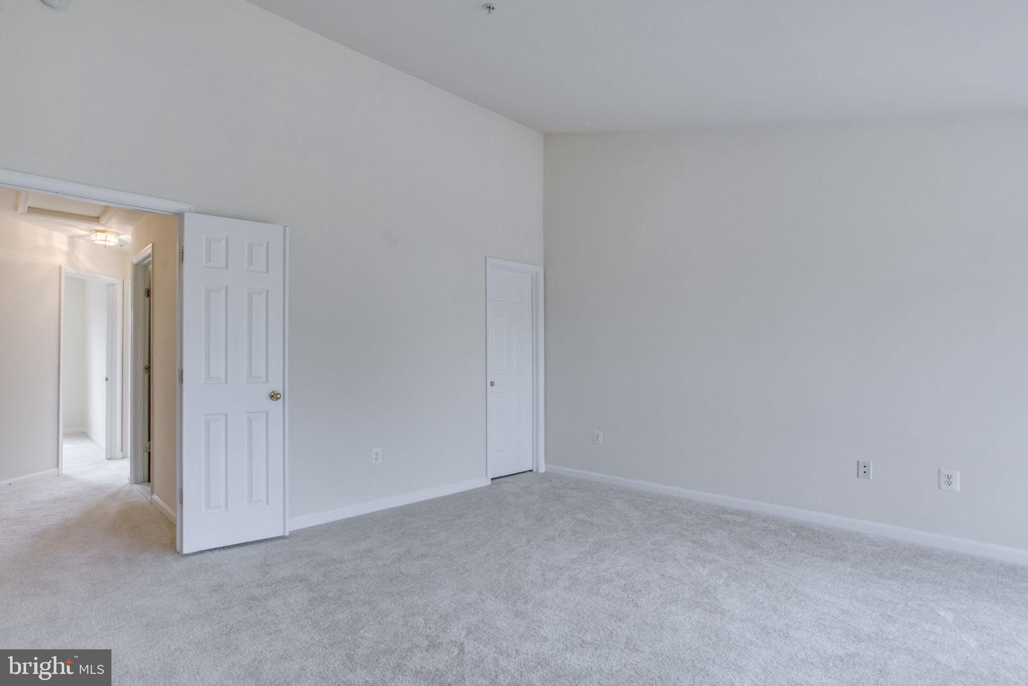 NORTH CROSSING - Residential