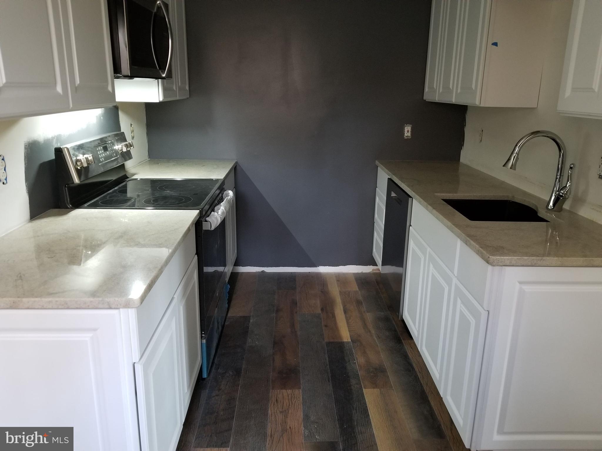 NORTH KEYS ESTATES - Residential Lease