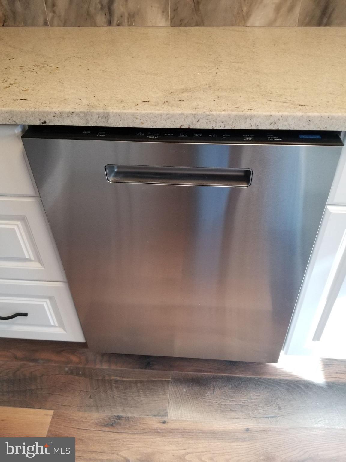 NORTH KEYS ESTATES - Residential Lease