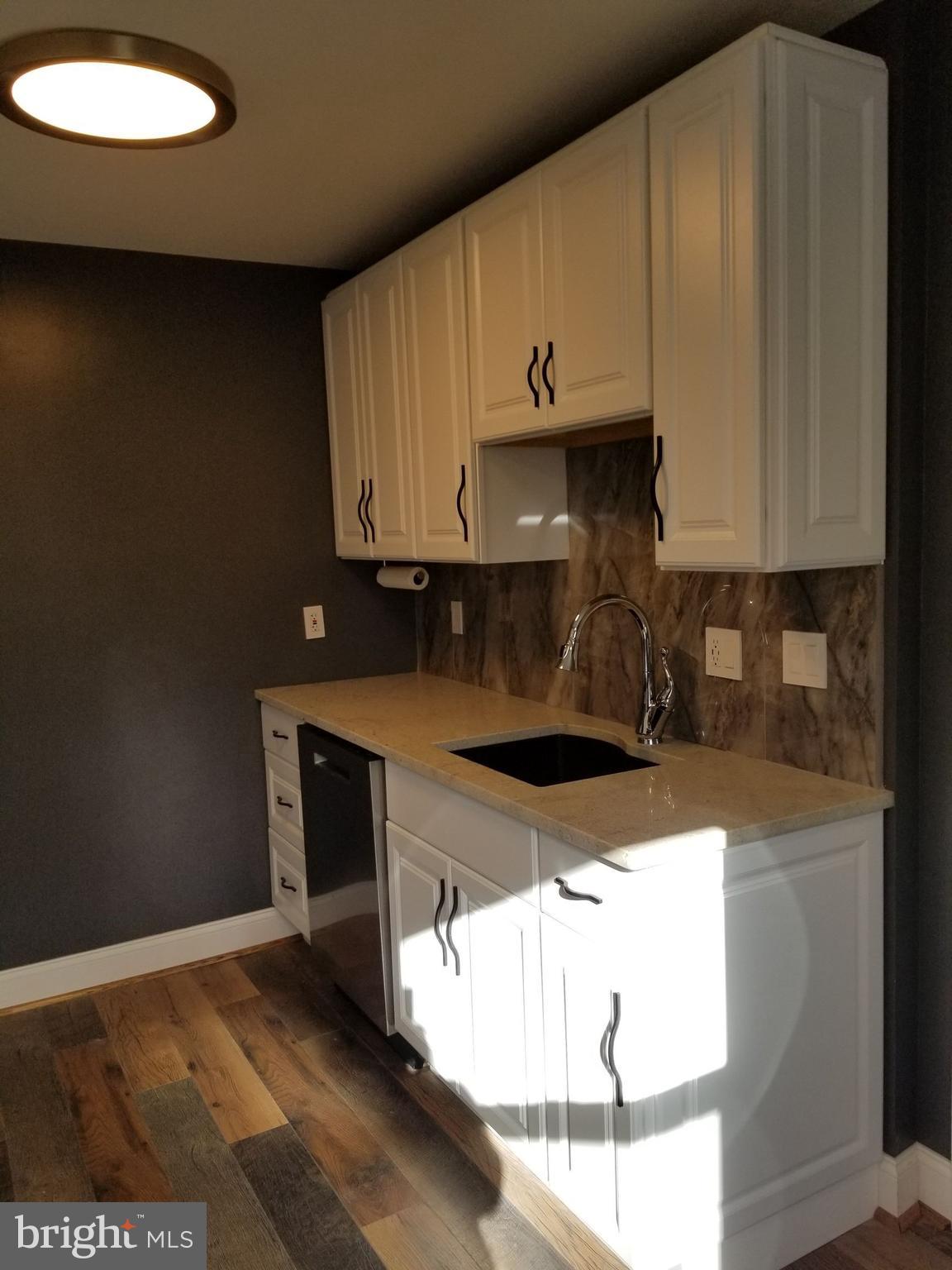 NORTH KEYS ESTATES - Residential Lease