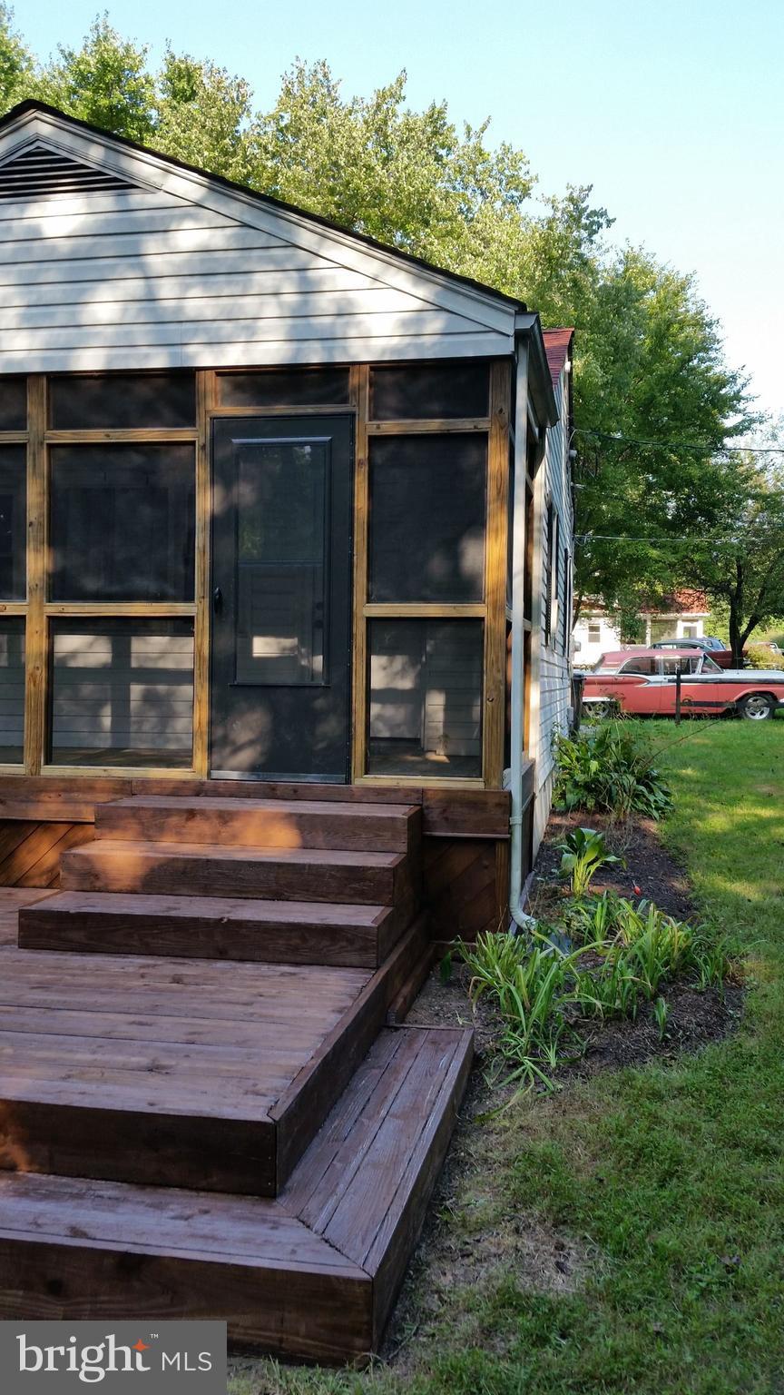 NORTH KEYS ESTATES - Residential Lease