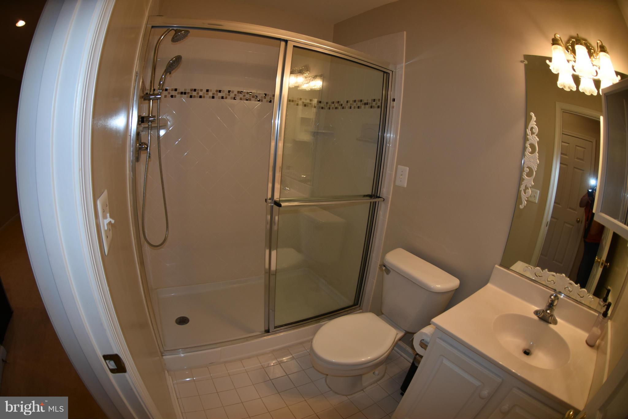 LOUDOUN PARKWAY CENTER - Residential Lease