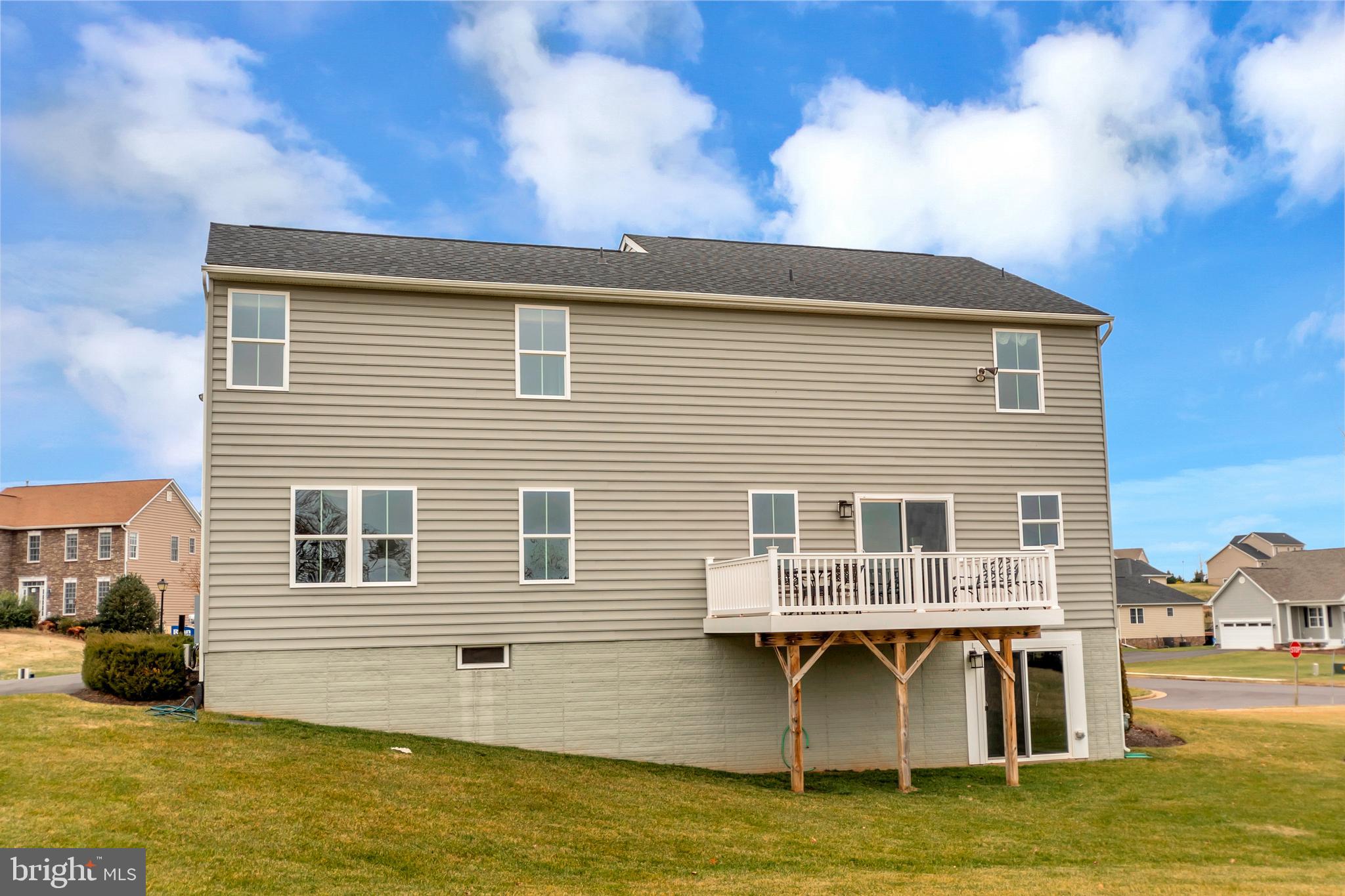 NORTH RIDGE - Residential