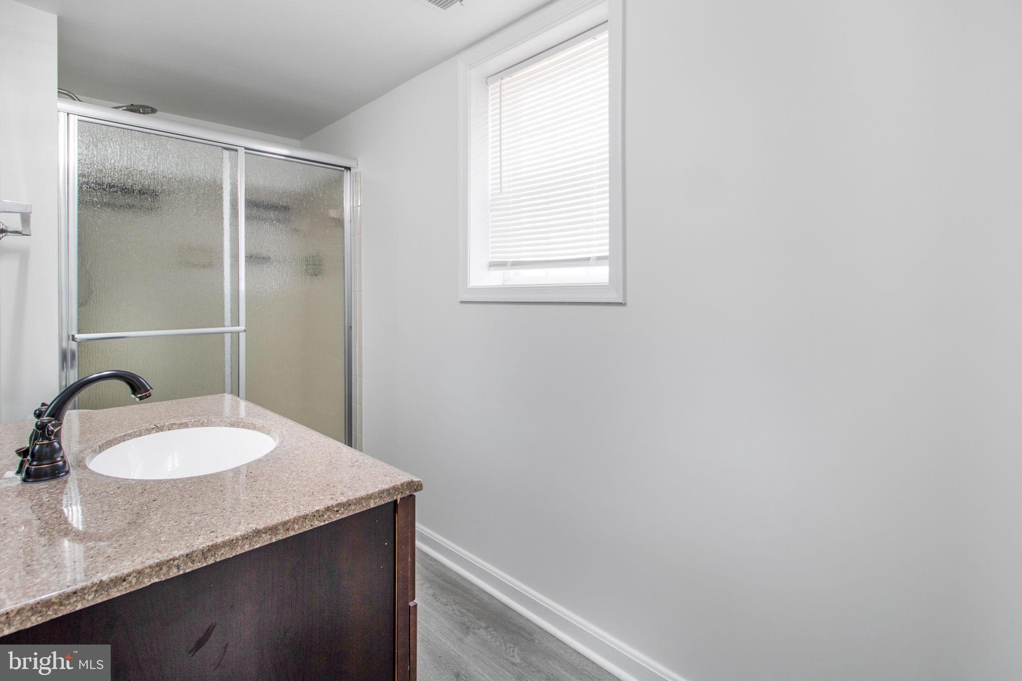 SPRING ACRES - Residential Lease