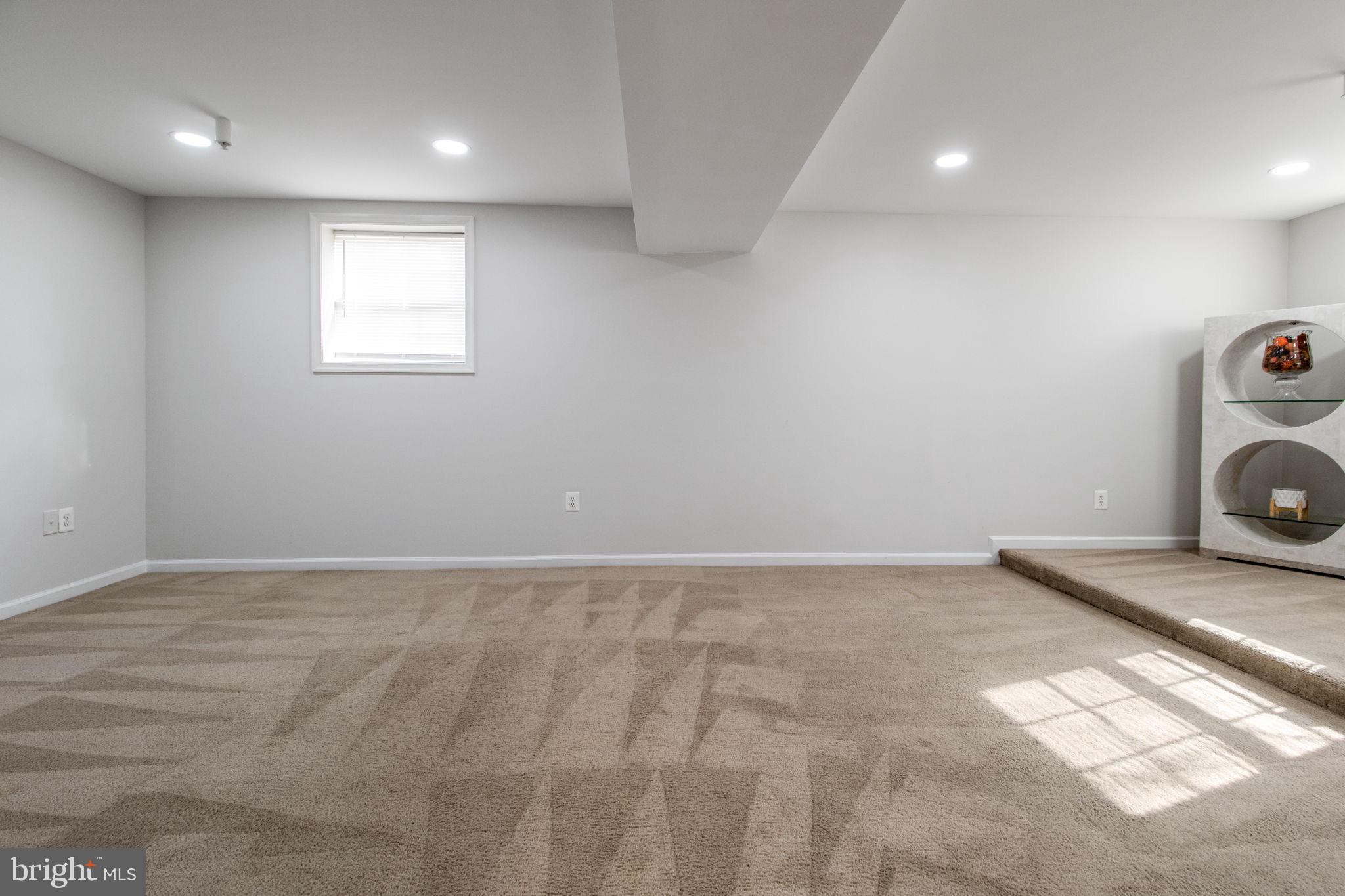 SPRING ACRES - Residential Lease