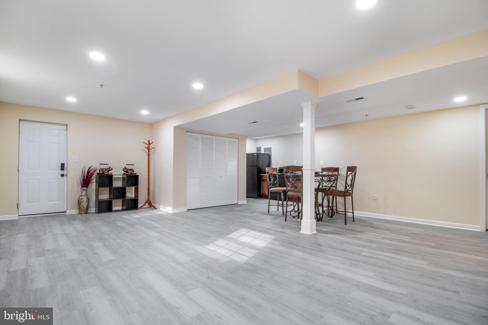 SPRING ACRES - Residential Lease