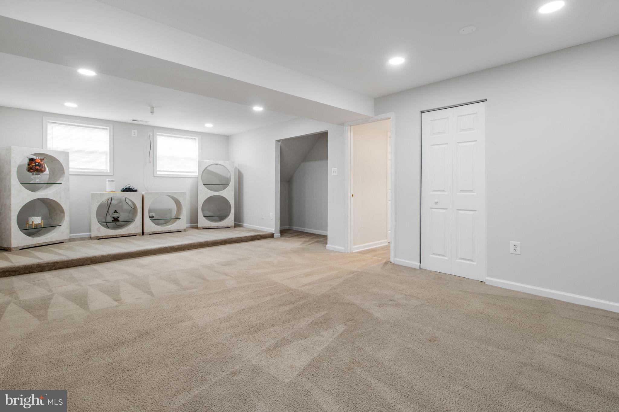 SPRING ACRES - Residential Lease