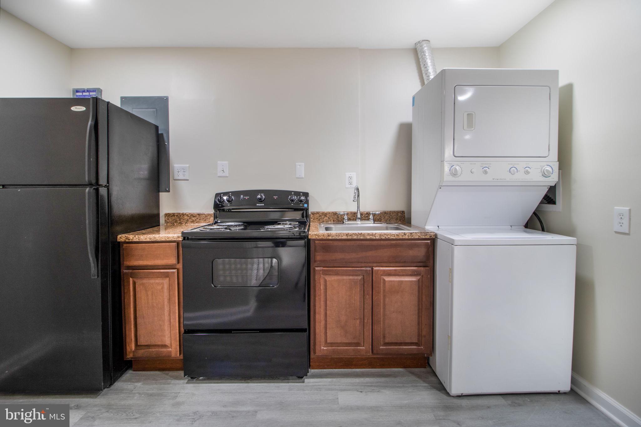 SPRING ACRES - Residential Lease