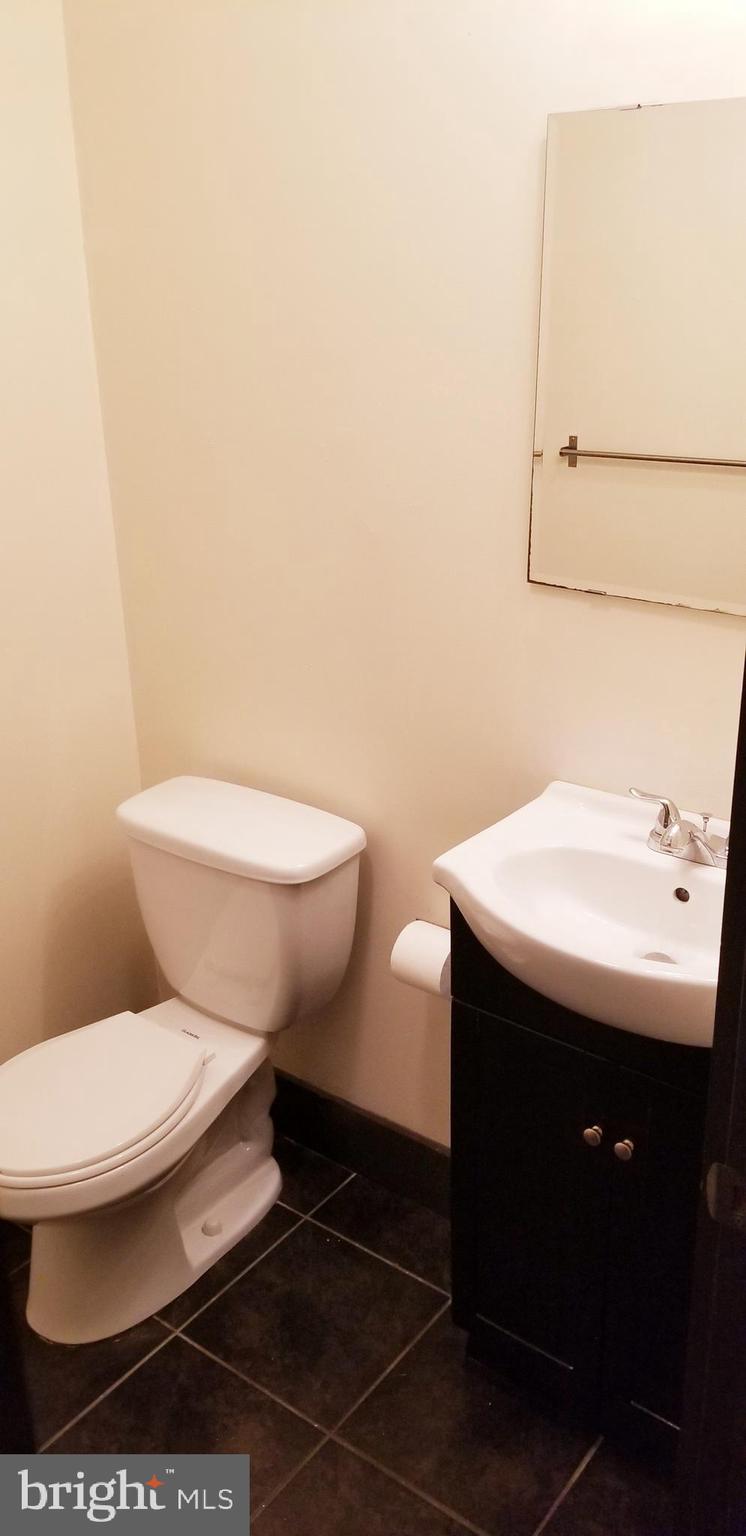 TEMPLE UNIVERSITY - Residential Lease