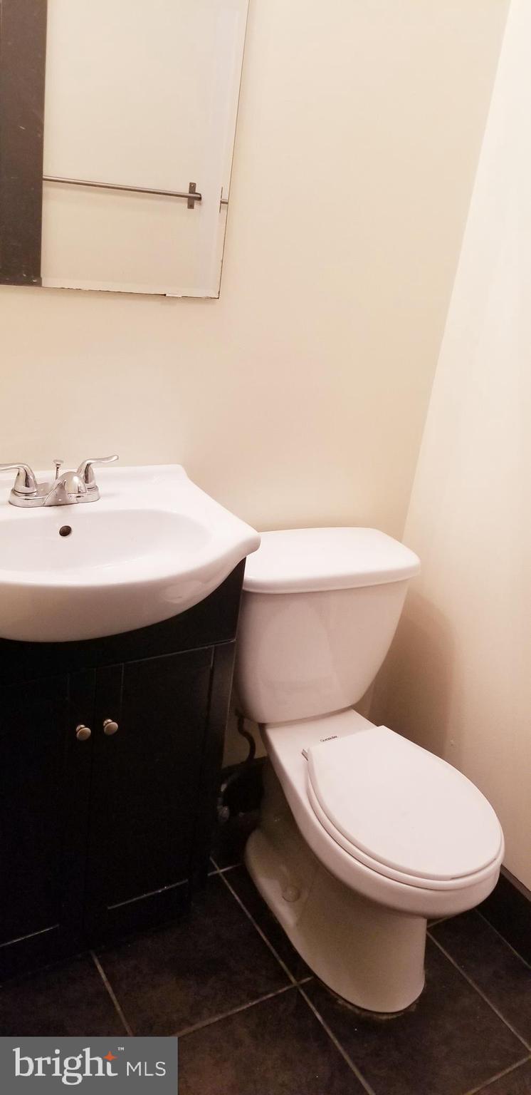 TEMPLE UNIVERSITY - Residential Lease