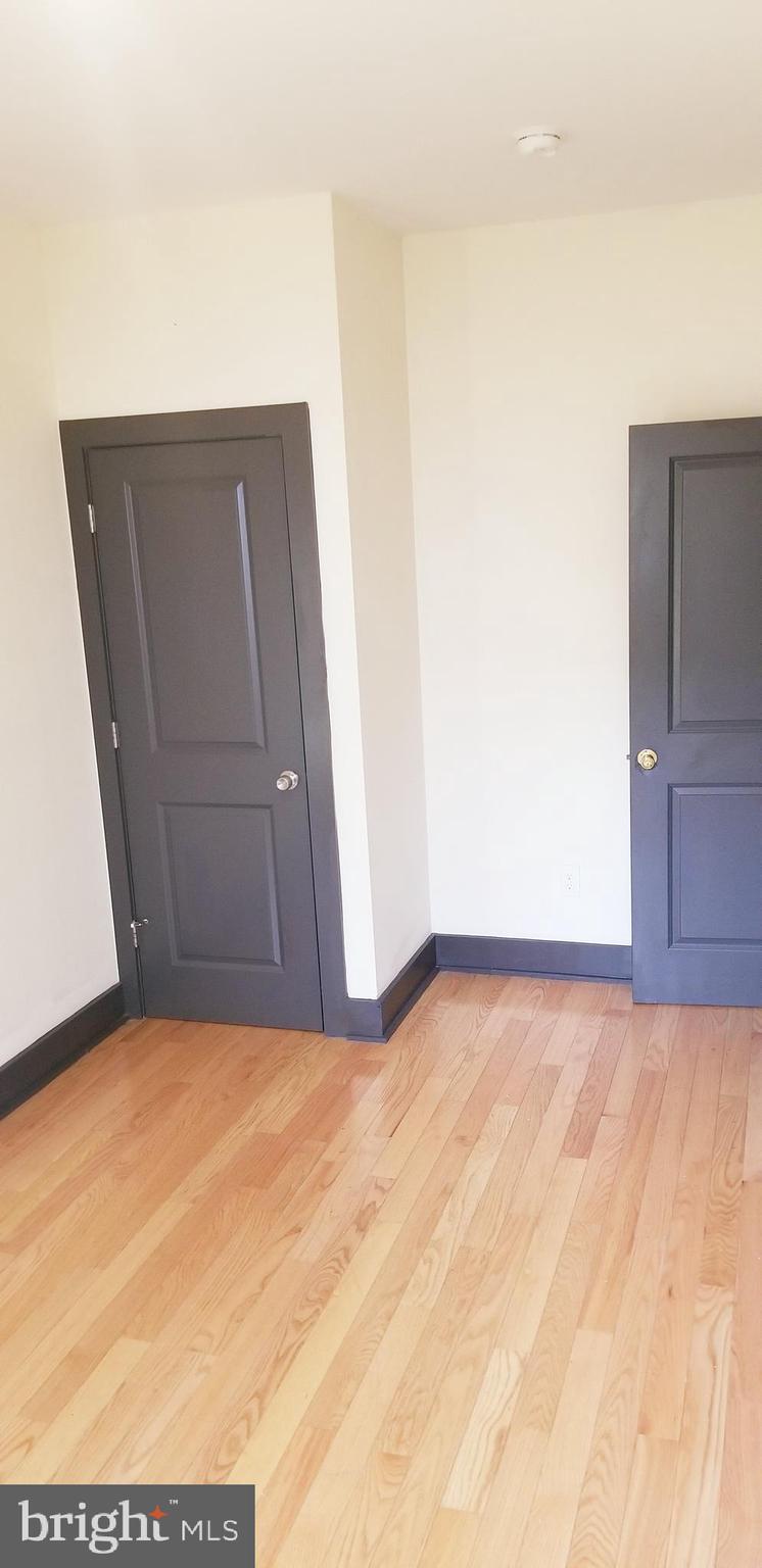 TEMPLE UNIVERSITY - Residential Lease