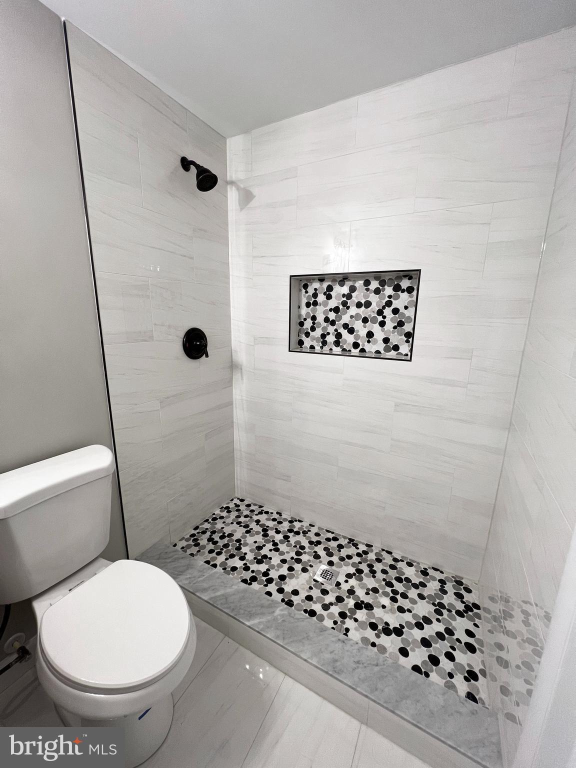 OAK SPRINGS - Residential