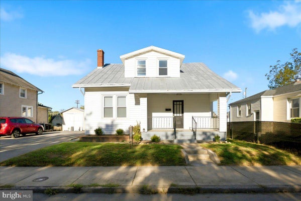 143 S PURCELL AVE, WINCHESTER, VA 22601 - Image 87333abb2f5cbd3c6a92dbda40e6b5e4/1722343588
