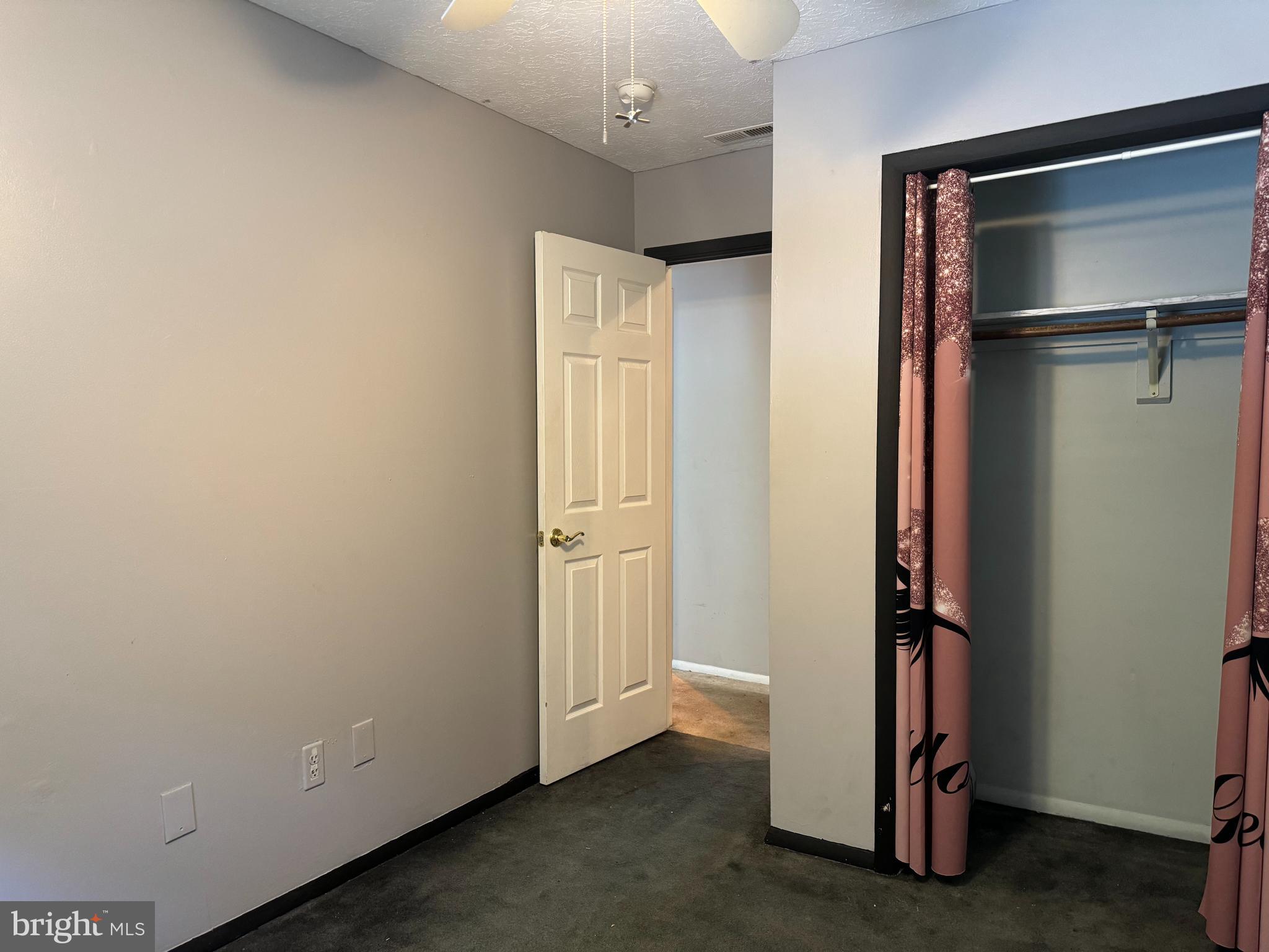 SOUTHGATE - Residential