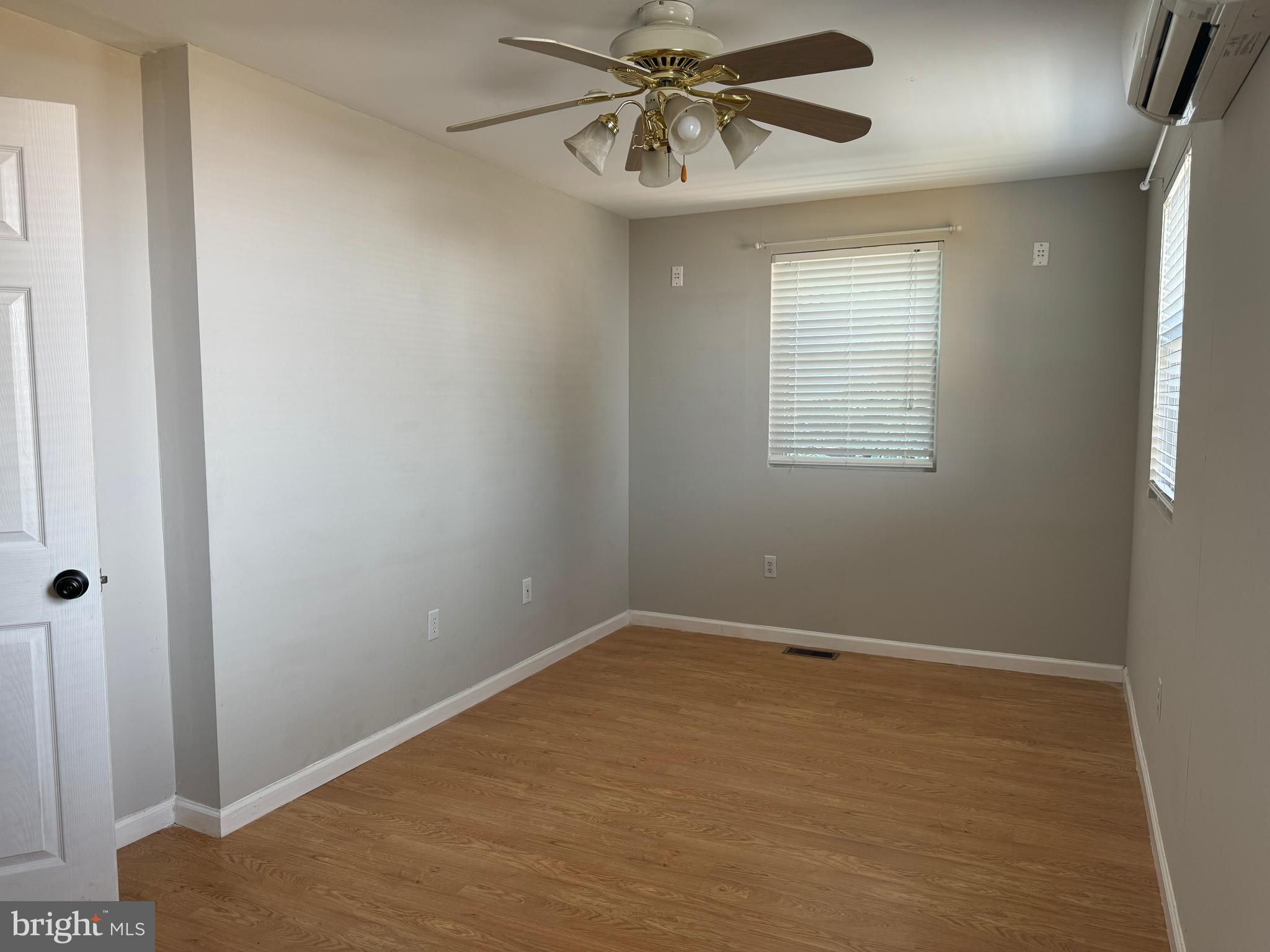 SOUTHGATE - Residential