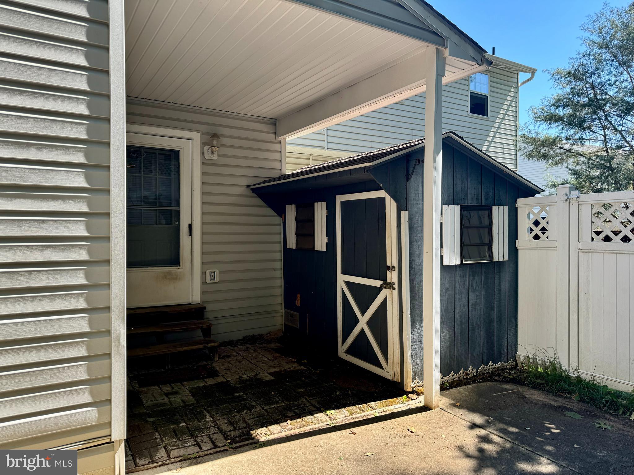 SOUTHGATE - Residential