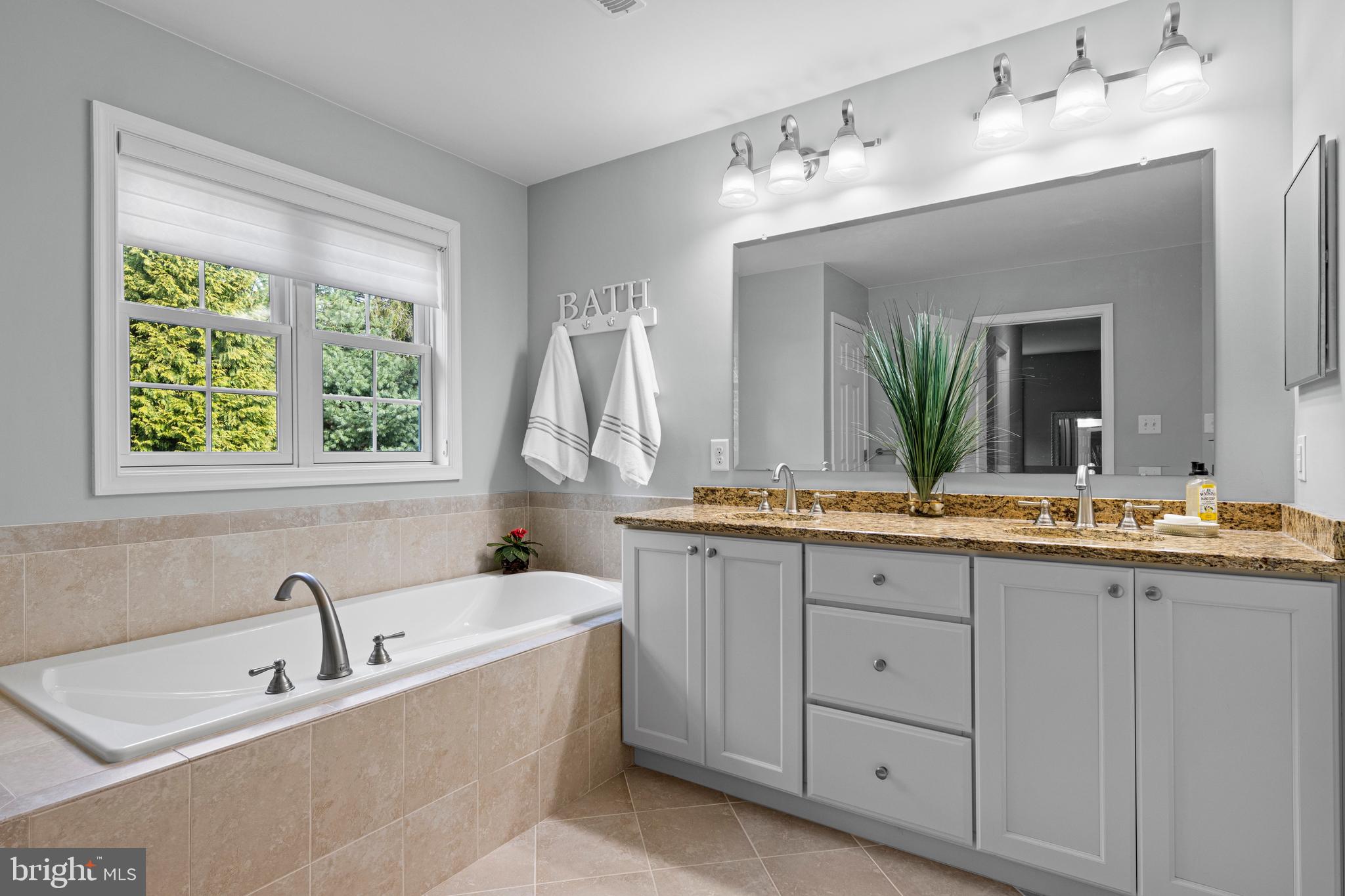 MILL CREEK ESTS - Residential