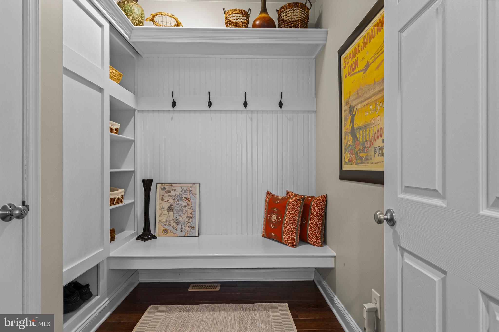 MILL CREEK ESTS - Residential