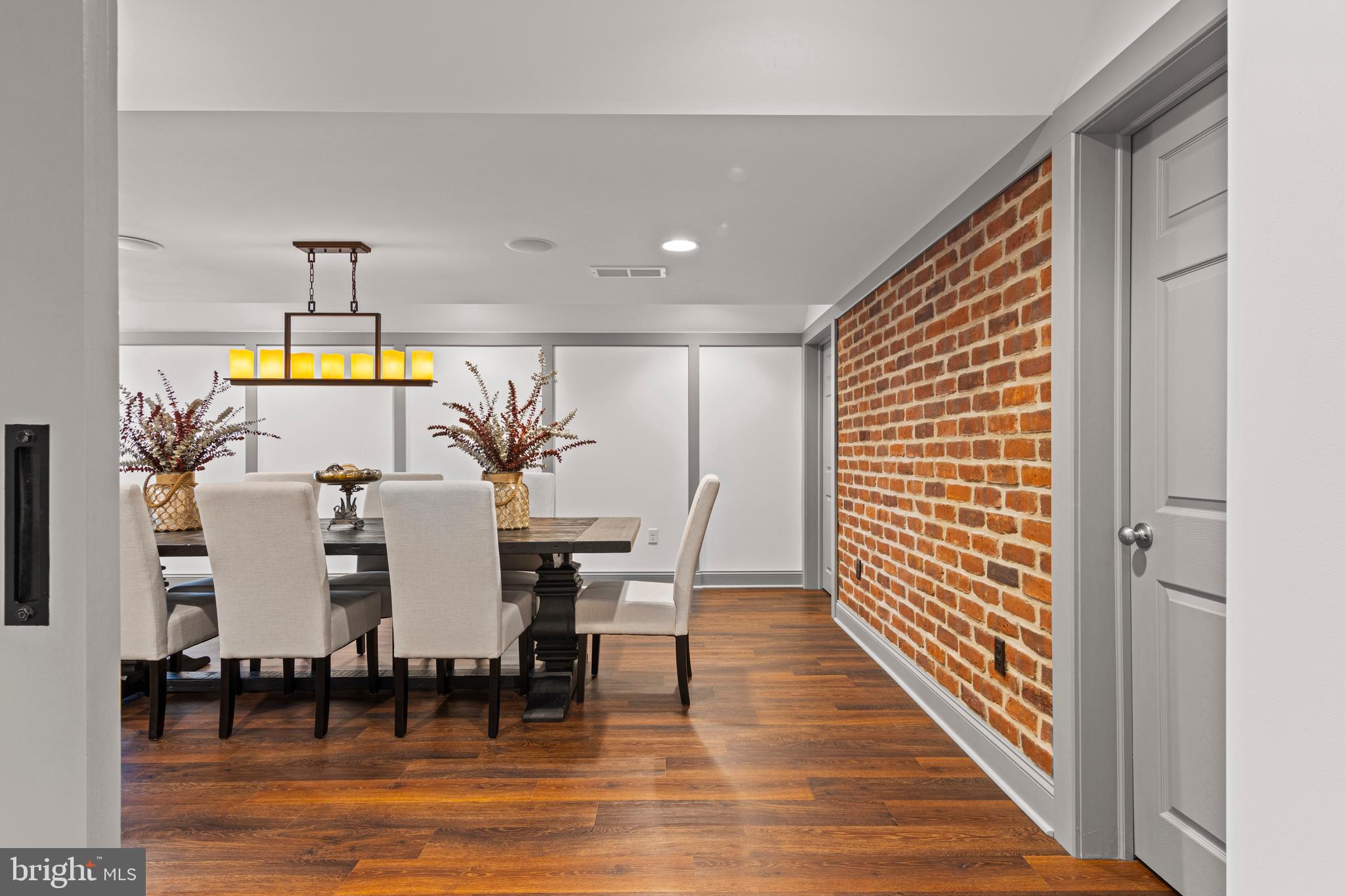 MILL CREEK ESTS - Residential