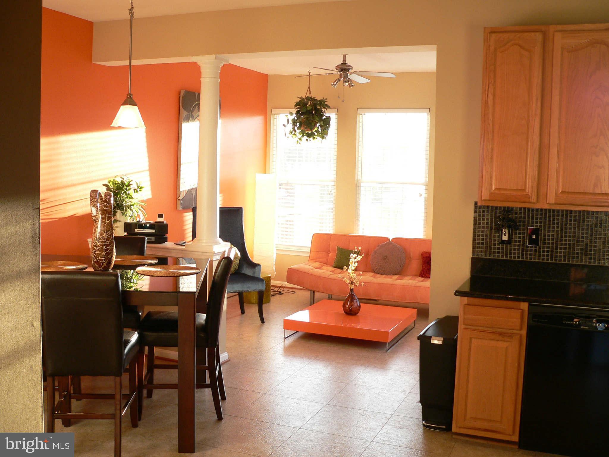 RIDGE COMMONS - Residential Lease