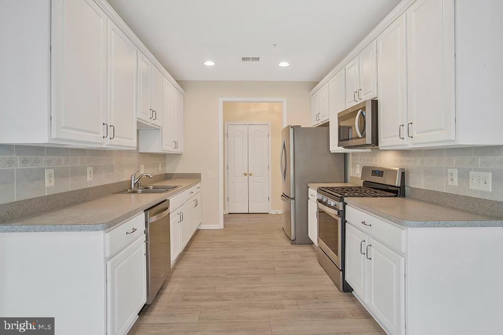 FOREST VIEW - Residential