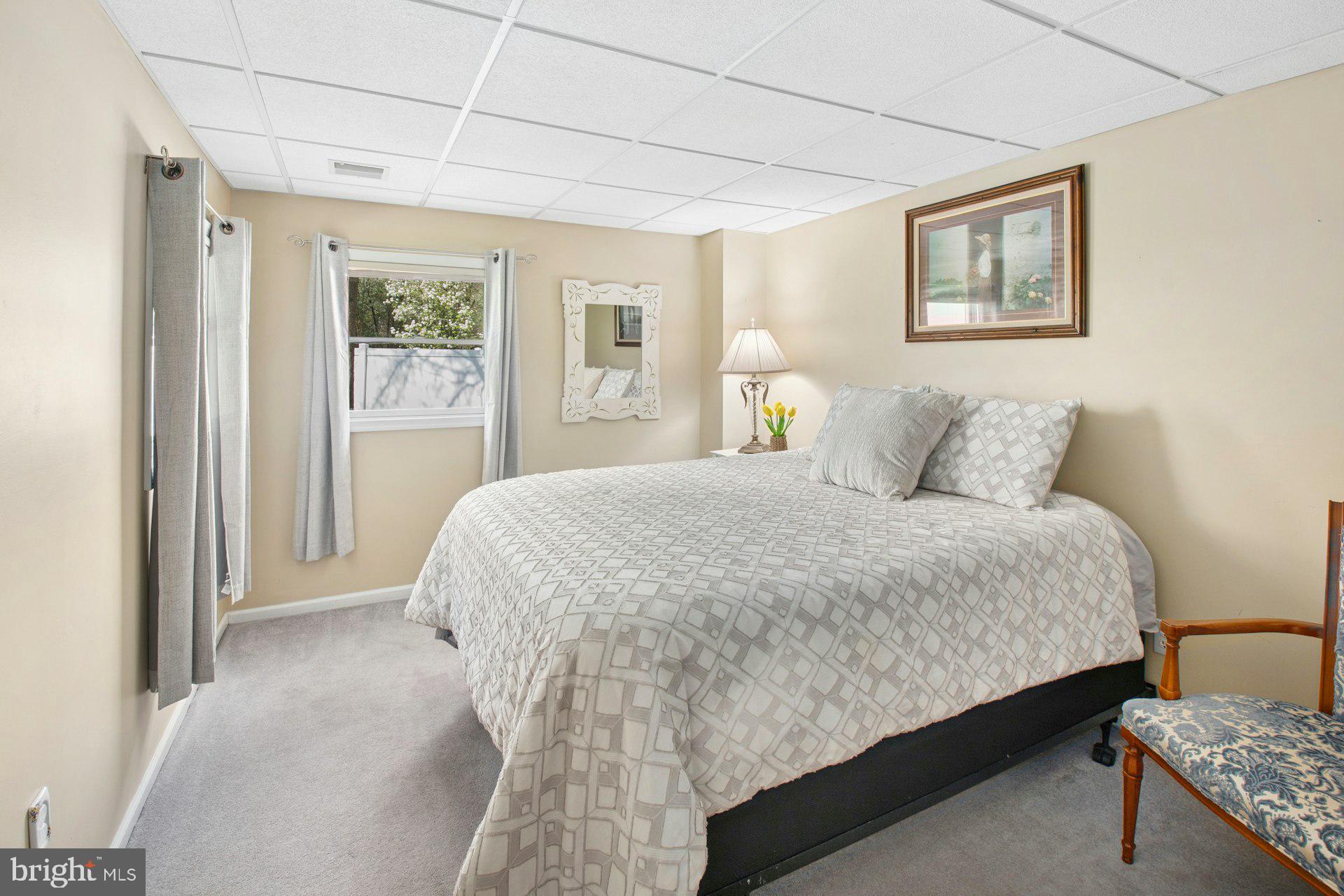 CABIN RUN ESTS - Residential