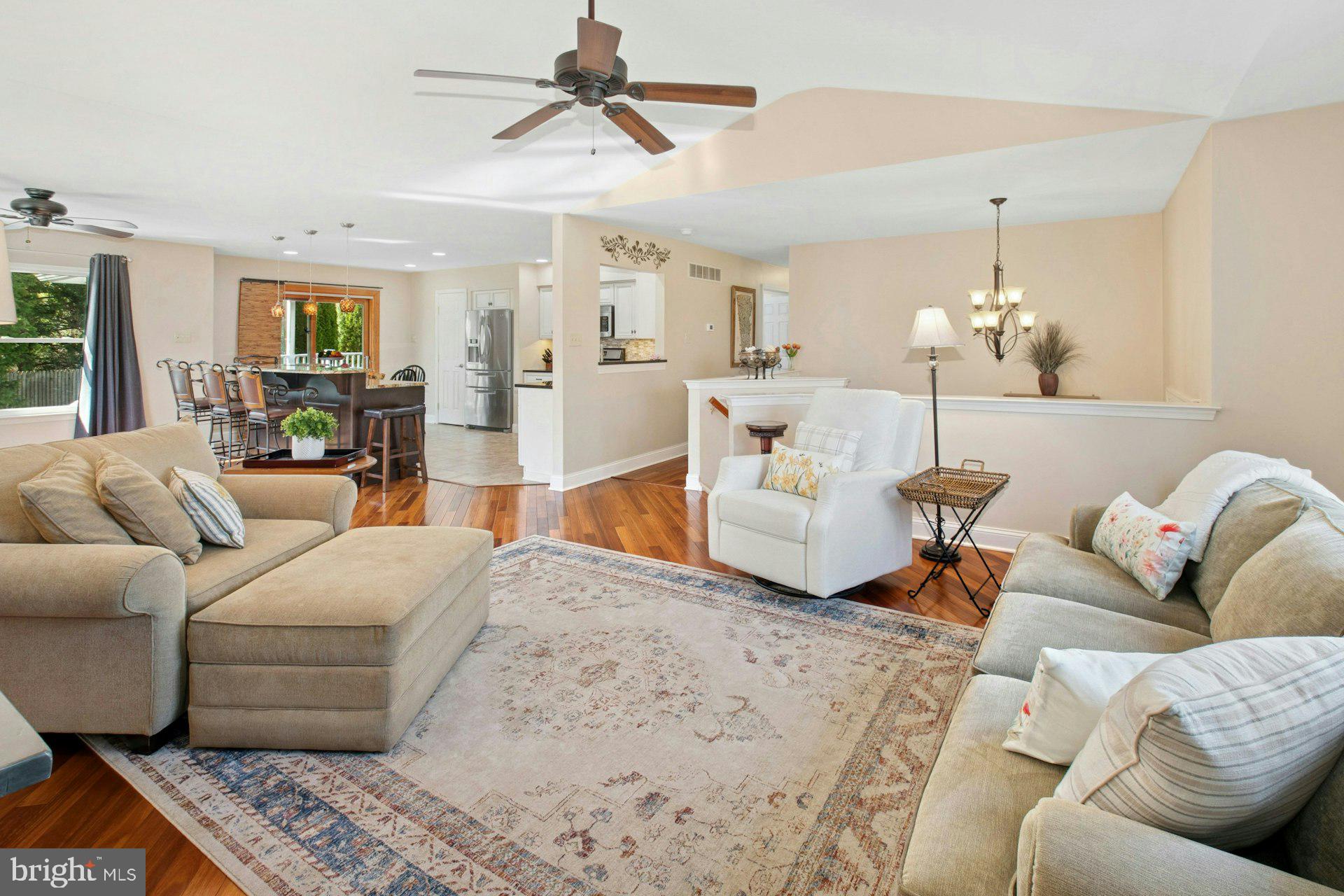 CABIN RUN ESTS - Residential