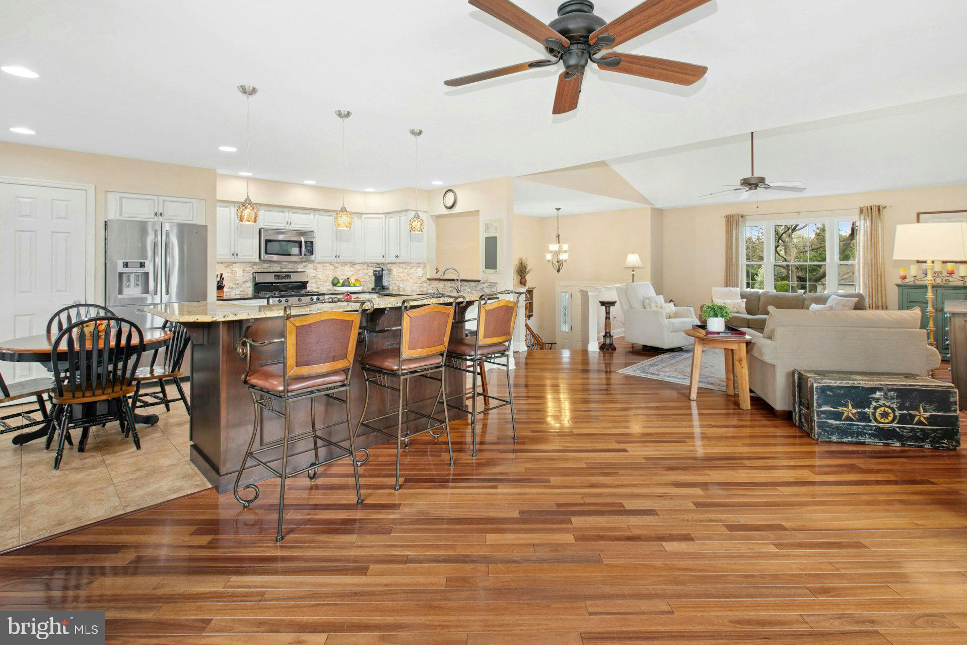 CABIN RUN ESTS - Residential